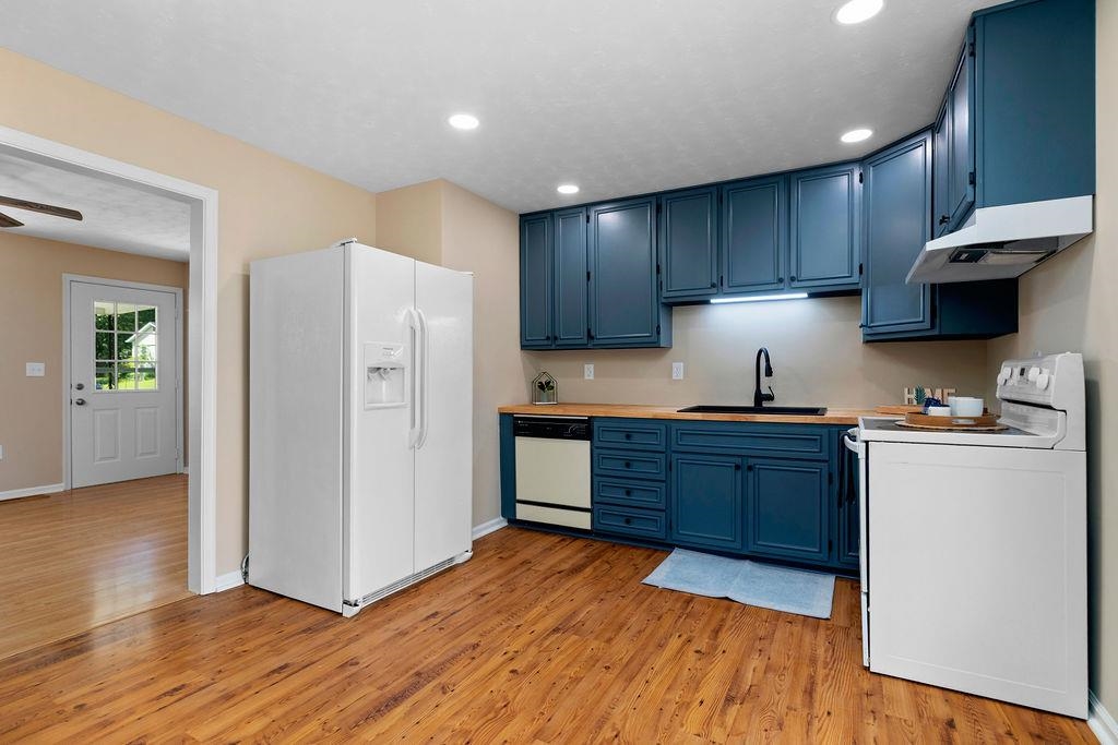 38 GREENBRIAR LN, STUARTS DRAFT, Virginia 24477, 3 Bedrooms Bedrooms, ,1 BathroomBathrooms,Residential,38 GREENBRIAR LN,667132 MLS # 667132