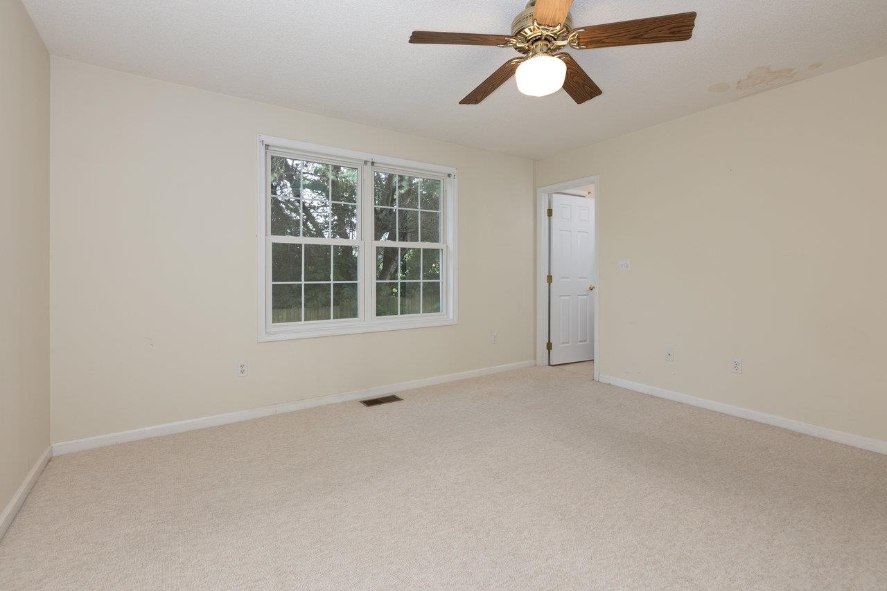 438 DIANA CT, ROCKINGHAM, Virginia 22801, 2 Bedrooms Bedrooms, ,2 BathroomsBathrooms,Residential,438 DIANA CT,667141 MLS # 667141