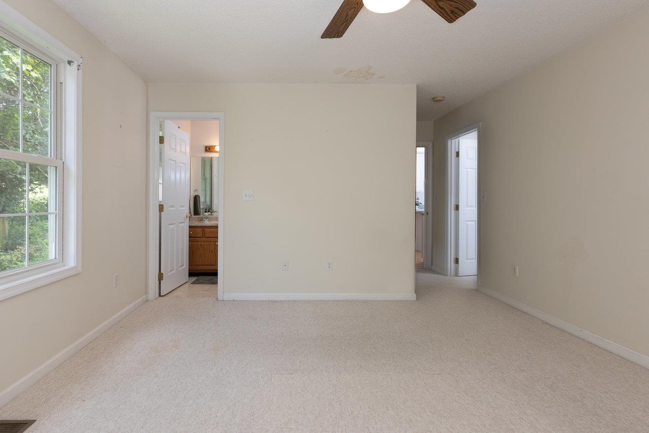 438 DIANA CT, ROCKINGHAM, Virginia 22801, 2 Bedrooms Bedrooms, ,2 BathroomsBathrooms,Residential,438 DIANA CT,667141 MLS # 667141