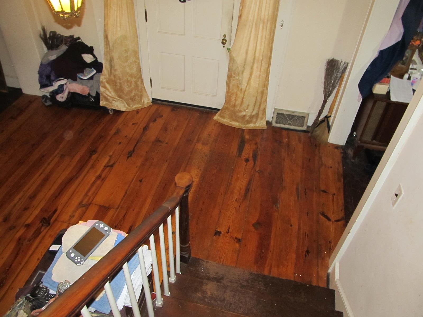 77 MAIN ST, GREENVILLE, Virginia 24440, 4 Bedrooms Bedrooms, ,1 BathroomBathrooms,Residential,