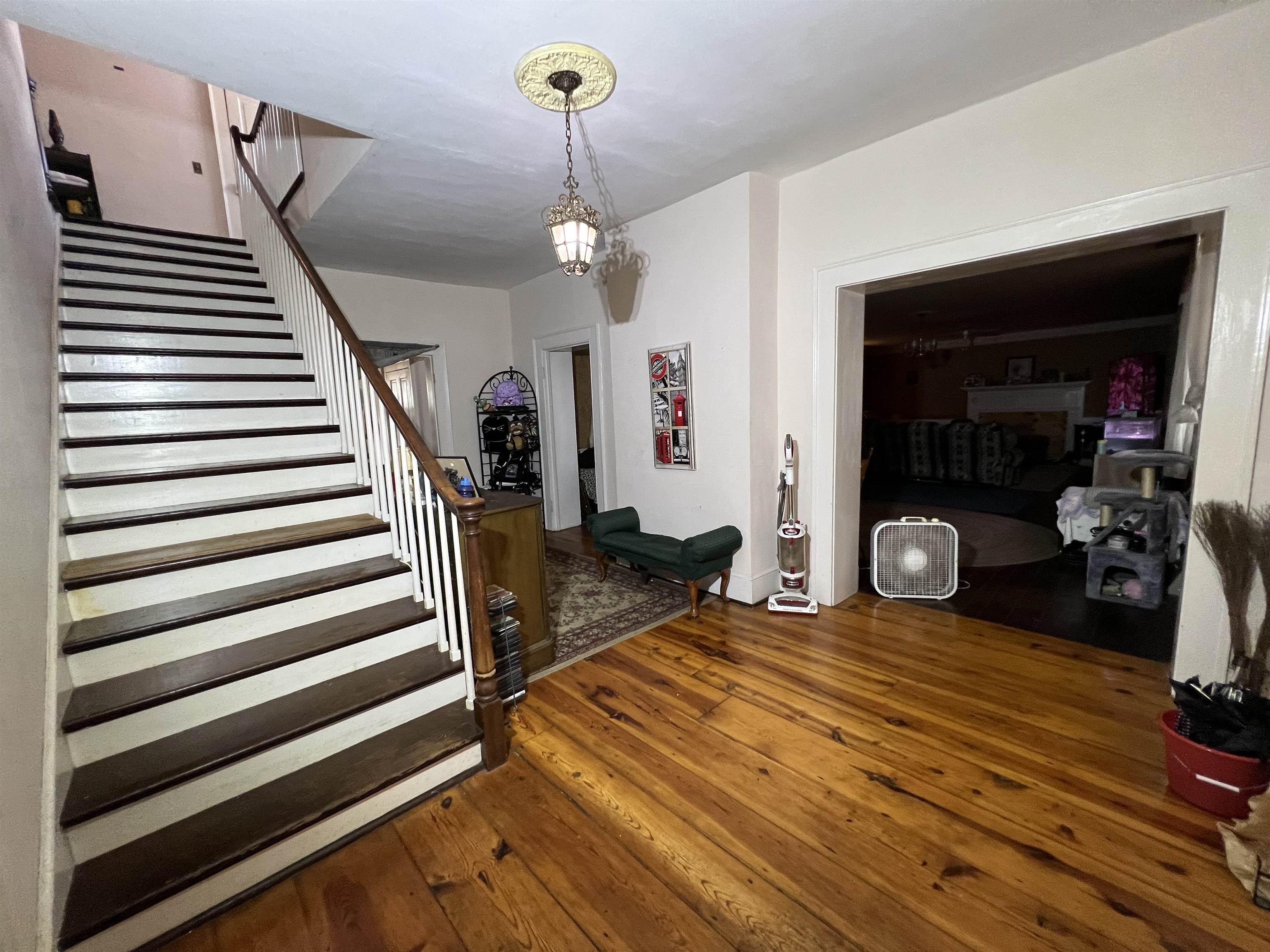 77 MAIN ST, GREENVILLE, Virginia 24440, 4 Bedrooms Bedrooms, ,1 BathroomBathrooms,Residential,