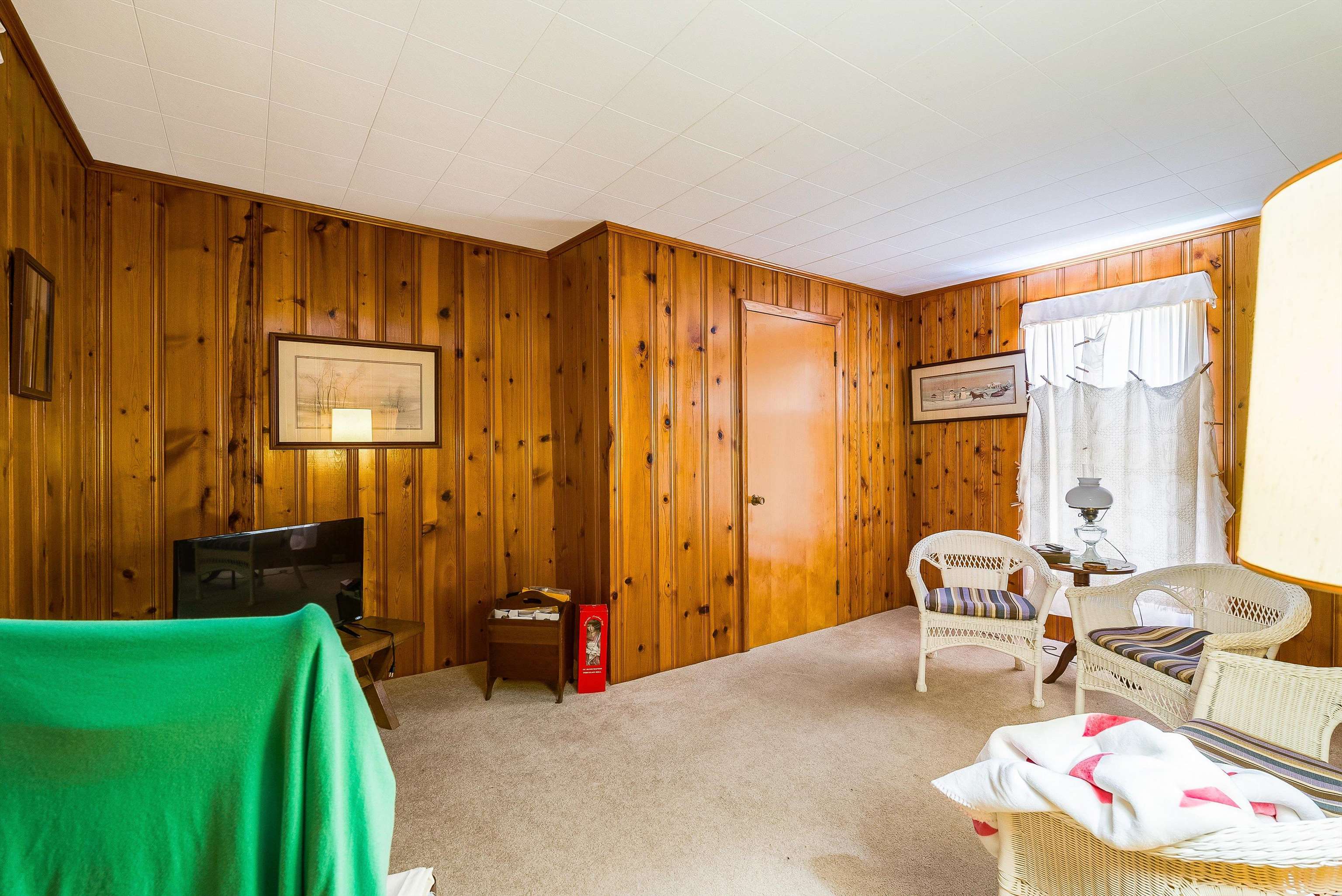 100 JUNIOR AVE, SHENANDOAH, Virginia 22849, 3 Bedrooms Bedrooms, ,1 BathroomBathrooms,Residential,100 JUNIOR AVE,667151 MLS # 667151