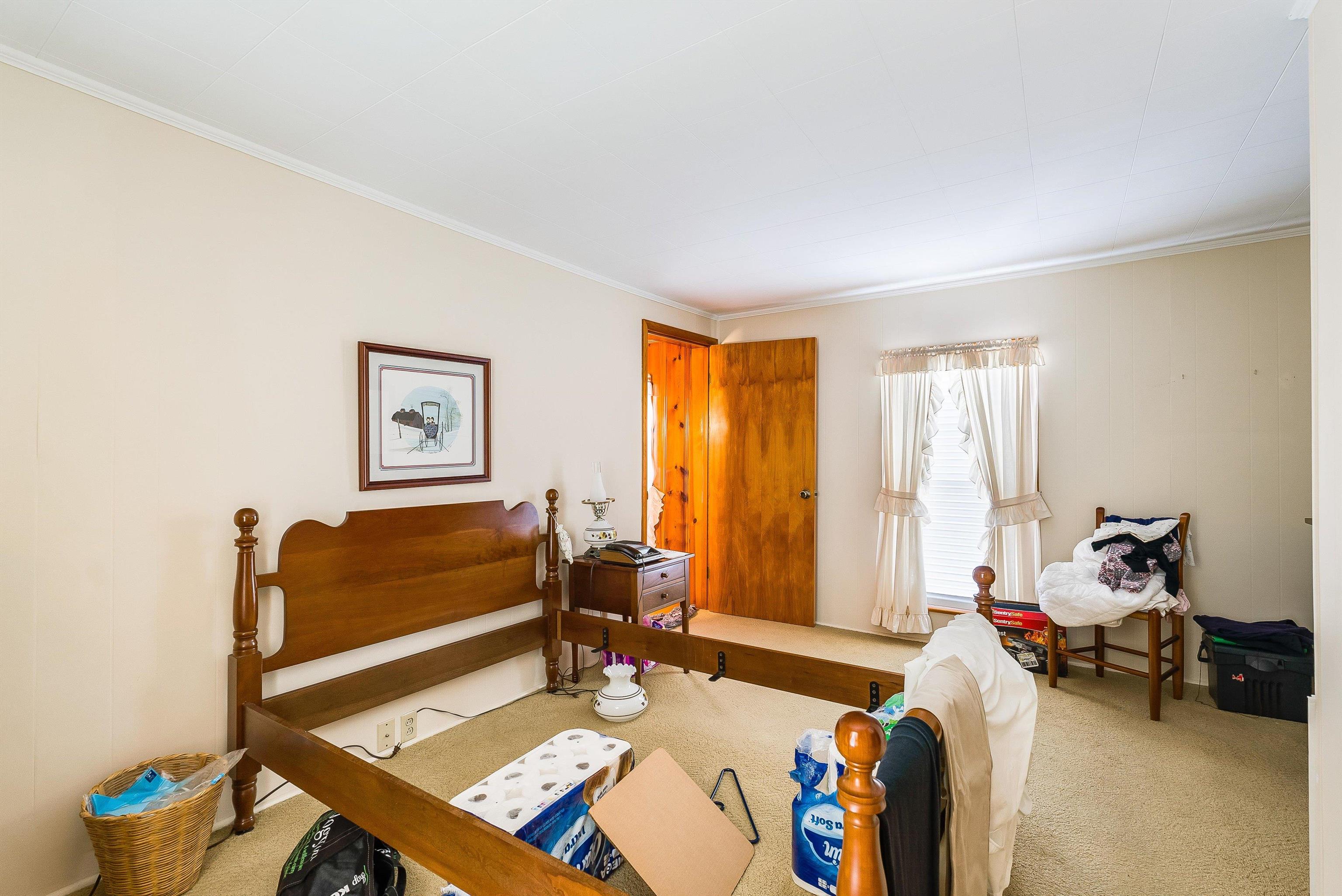 100 JUNIOR AVE, SHENANDOAH, Virginia 22849, 3 Bedrooms Bedrooms, ,1 BathroomBathrooms,Residential,100 JUNIOR AVE,667151 MLS # 667151