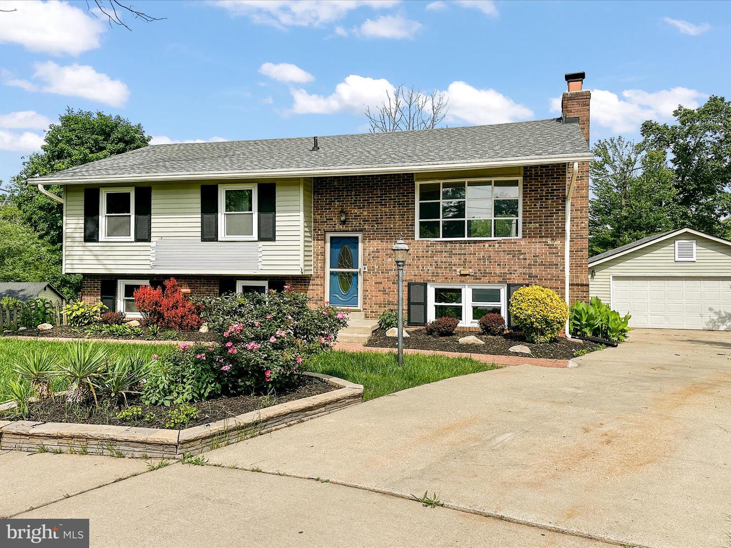 12903 EASTHAM CT, WOODBRIDGE, Virginia 22192, 4 Bedrooms Bedrooms, ,2 BathroomsBathrooms,Residential,For sale,12903 EASTHAM CT,VAPW2096414 MLS # VAPW2096414
