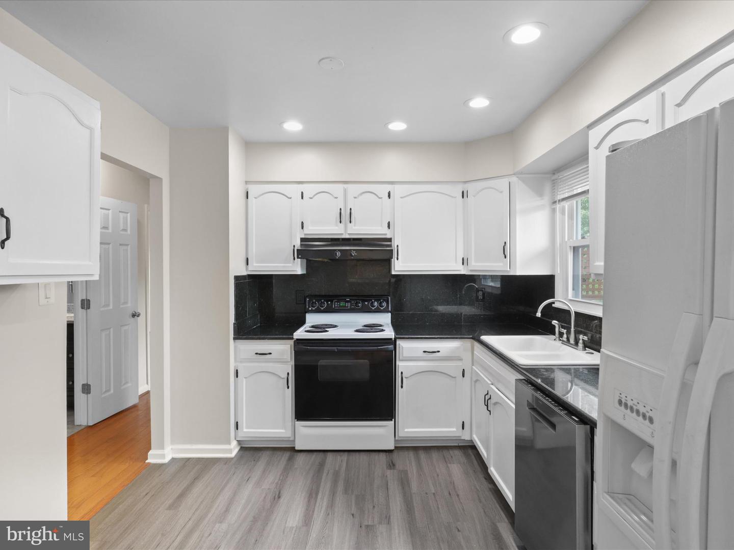 12903 EASTHAM CT, WOODBRIDGE, Virginia 22192, 4 Bedrooms Bedrooms, ,2 BathroomsBathrooms,Residential,For sale,12903 EASTHAM CT,VAPW2096414 MLS # VAPW2096414