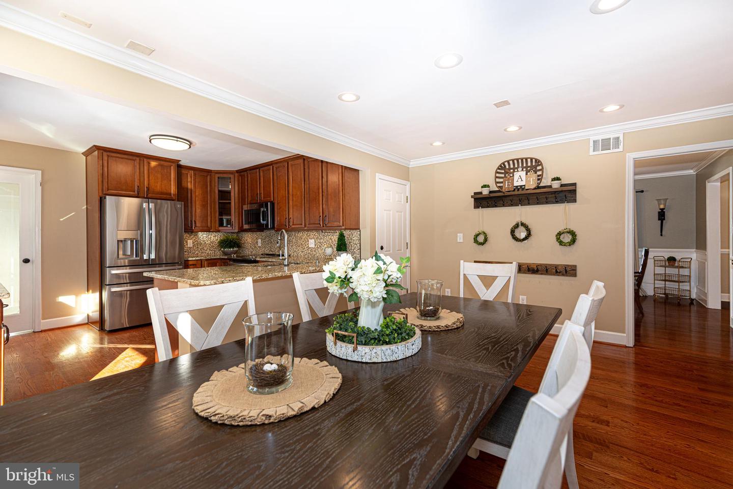 7304 MIZZEN PL, BURKE, Virginia 22015, 5 Bedrooms Bedrooms, ,3 BathroomsBathrooms,Residential,For sale,7304 MIZZEN PL,VAFX2246064 MLS # VAFX2246064
