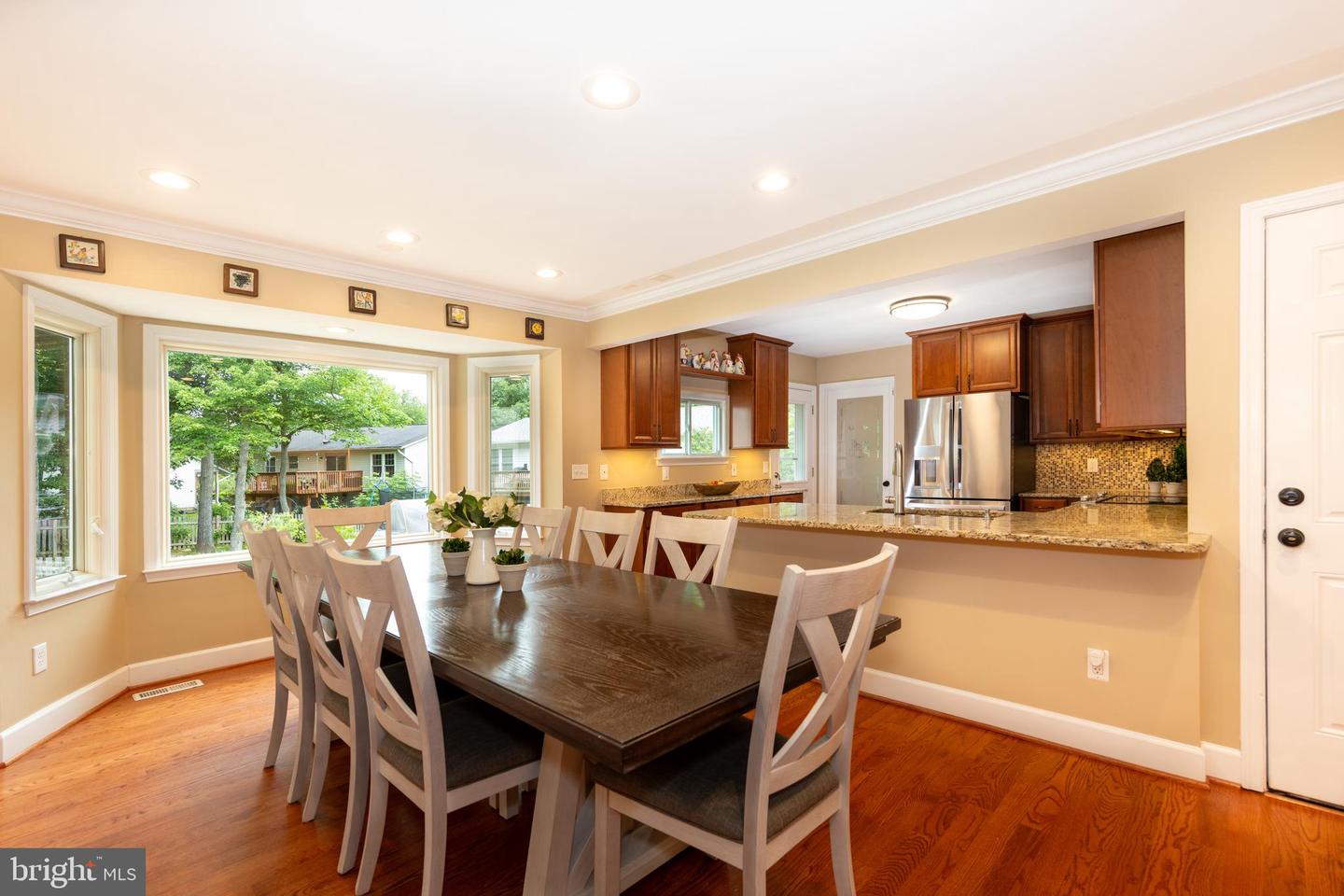 7304 MIZZEN PL, BURKE, Virginia 22015, 5 Bedrooms Bedrooms, ,3 BathroomsBathrooms,Residential,For sale,7304 MIZZEN PL,VAFX2246064 MLS # VAFX2246064