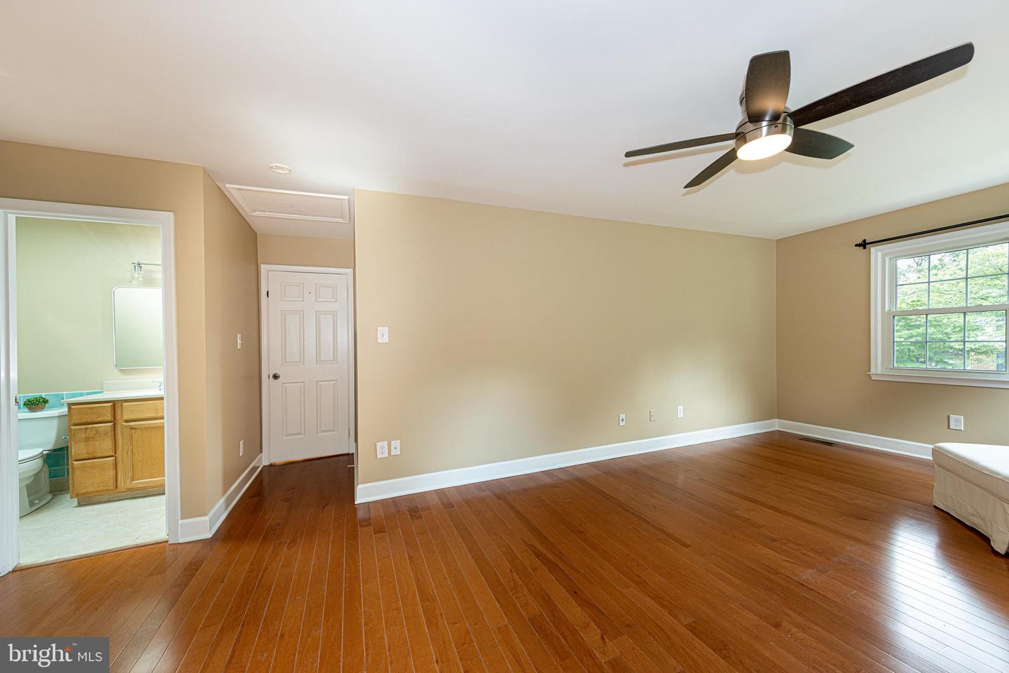 7304 MIZZEN PL, BURKE, Virginia 22015, 5 Bedrooms Bedrooms, ,3 BathroomsBathrooms,Residential,For sale,7304 MIZZEN PL,VAFX2246064 MLS # VAFX2246064