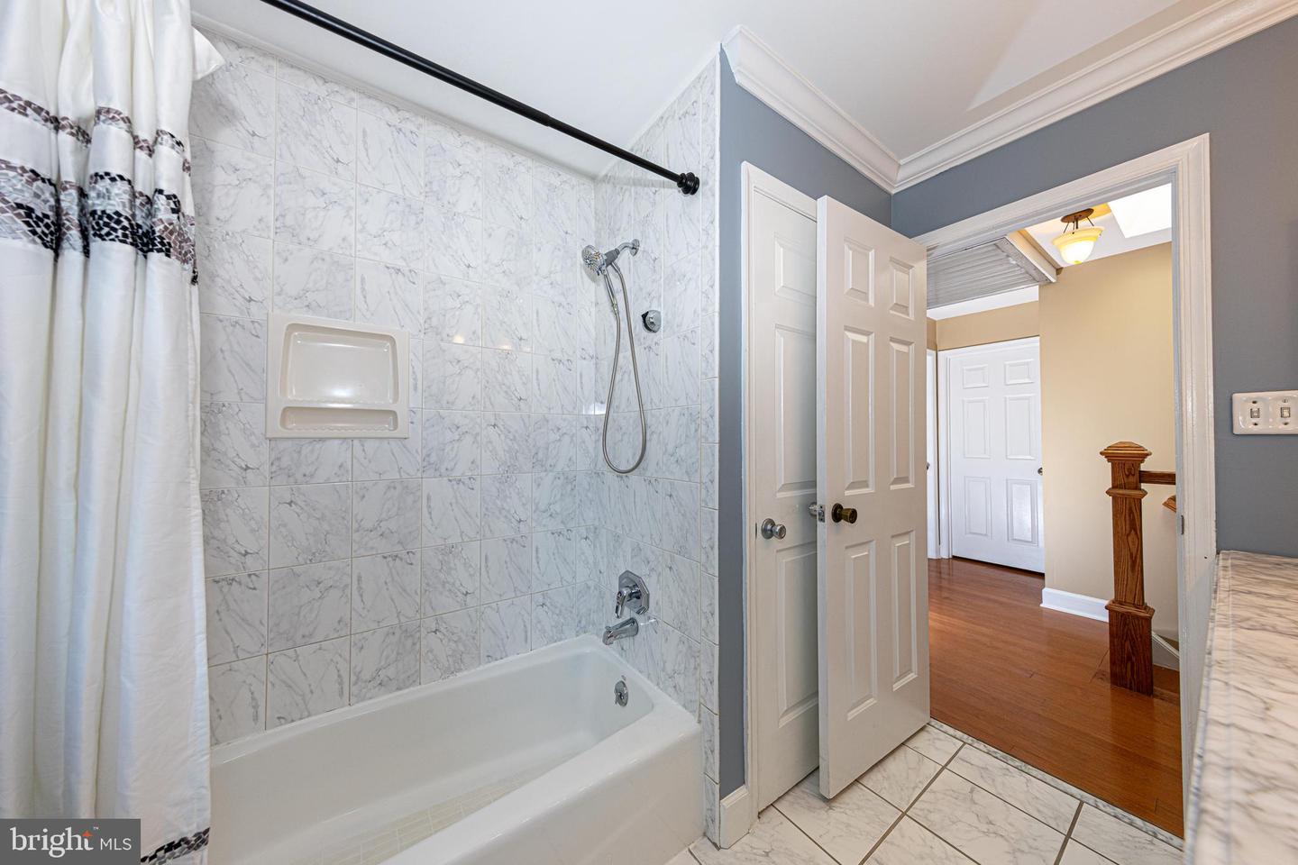7304 MIZZEN PL, BURKE, Virginia 22015, 5 Bedrooms Bedrooms, ,3 BathroomsBathrooms,Residential,For sale,7304 MIZZEN PL,VAFX2246064 MLS # VAFX2246064
