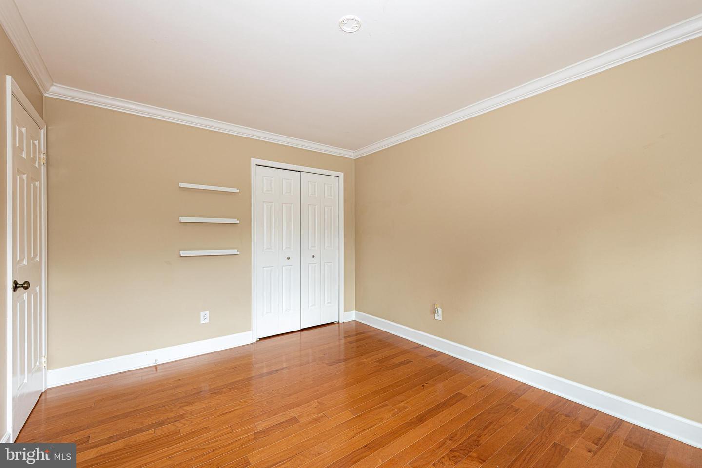 7304 MIZZEN PL, BURKE, Virginia 22015, 5 Bedrooms Bedrooms, ,3 BathroomsBathrooms,Residential,For sale,7304 MIZZEN PL,VAFX2246064 MLS # VAFX2246064