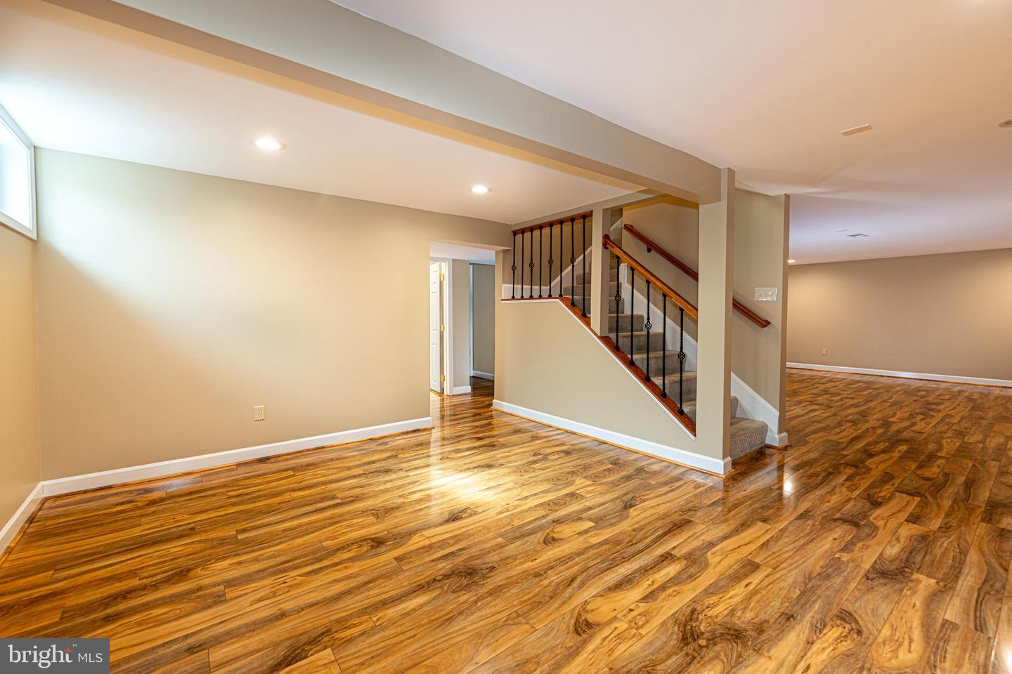 7304 MIZZEN PL, BURKE, Virginia 22015, 5 Bedrooms Bedrooms, ,3 BathroomsBathrooms,Residential,For sale,7304 MIZZEN PL,VAFX2246064 MLS # VAFX2246064
