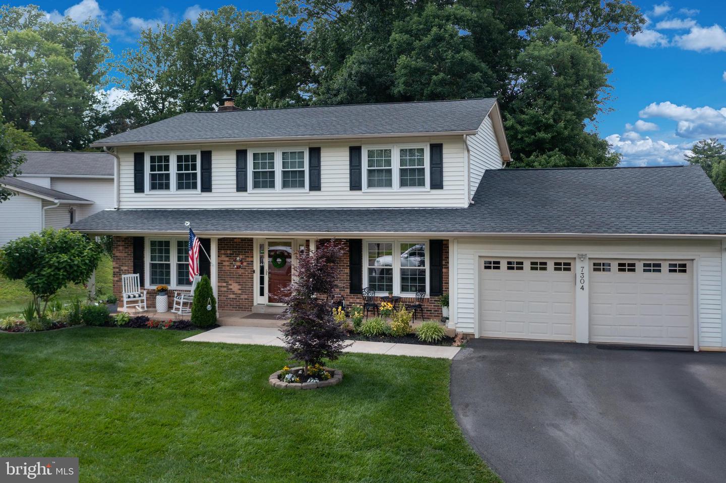7304 MIZZEN PL, BURKE, Virginia 22015, 5 Bedrooms Bedrooms, ,3 BathroomsBathrooms,Residential,For sale,7304 MIZZEN PL,VAFX2246064 MLS # VAFX2246064