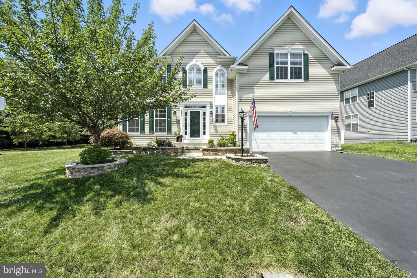 7604 JADE DR, GAINESVILLE, Virginia 20155, 5 Bedrooms Bedrooms, ,4 BathroomsBathrooms,Residential,For sale,7604 JADE DR,VAPW2096584 MLS # VAPW2096584