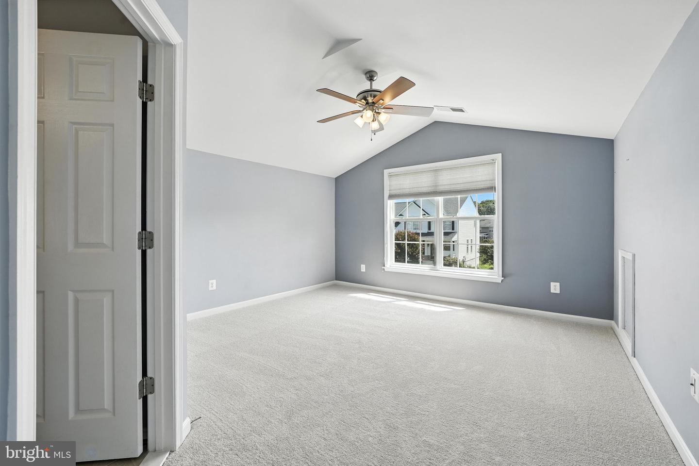 7604 JADE DR, GAINESVILLE, Virginia 20155, 5 Bedrooms Bedrooms, ,4 BathroomsBathrooms,Residential,For sale,7604 JADE DR,VAPW2096584 MLS # VAPW2096584