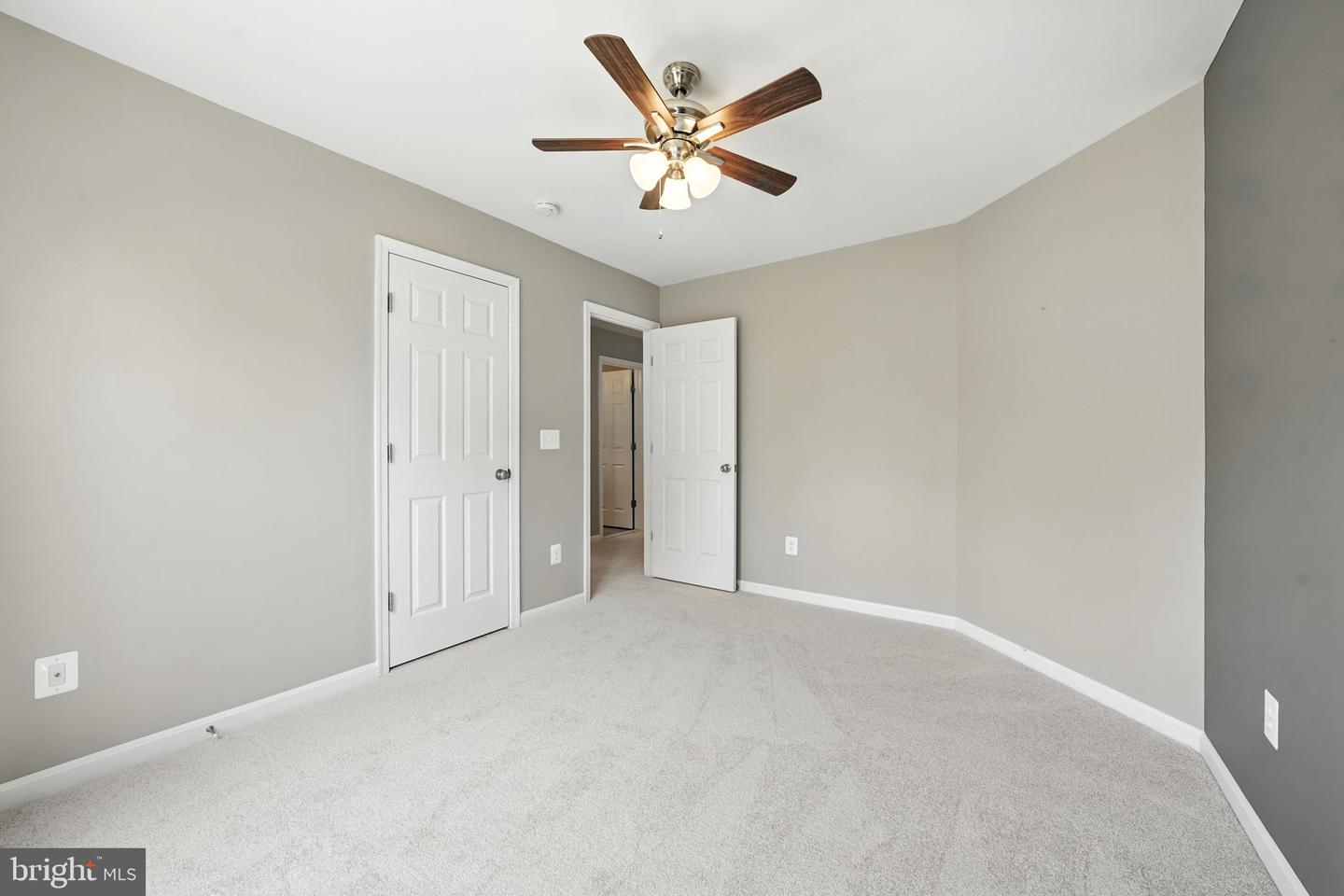 7604 JADE DR, GAINESVILLE, Virginia 20155, 5 Bedrooms Bedrooms, ,4 BathroomsBathrooms,Residential,For sale,7604 JADE DR,VAPW2096584 MLS # VAPW2096584