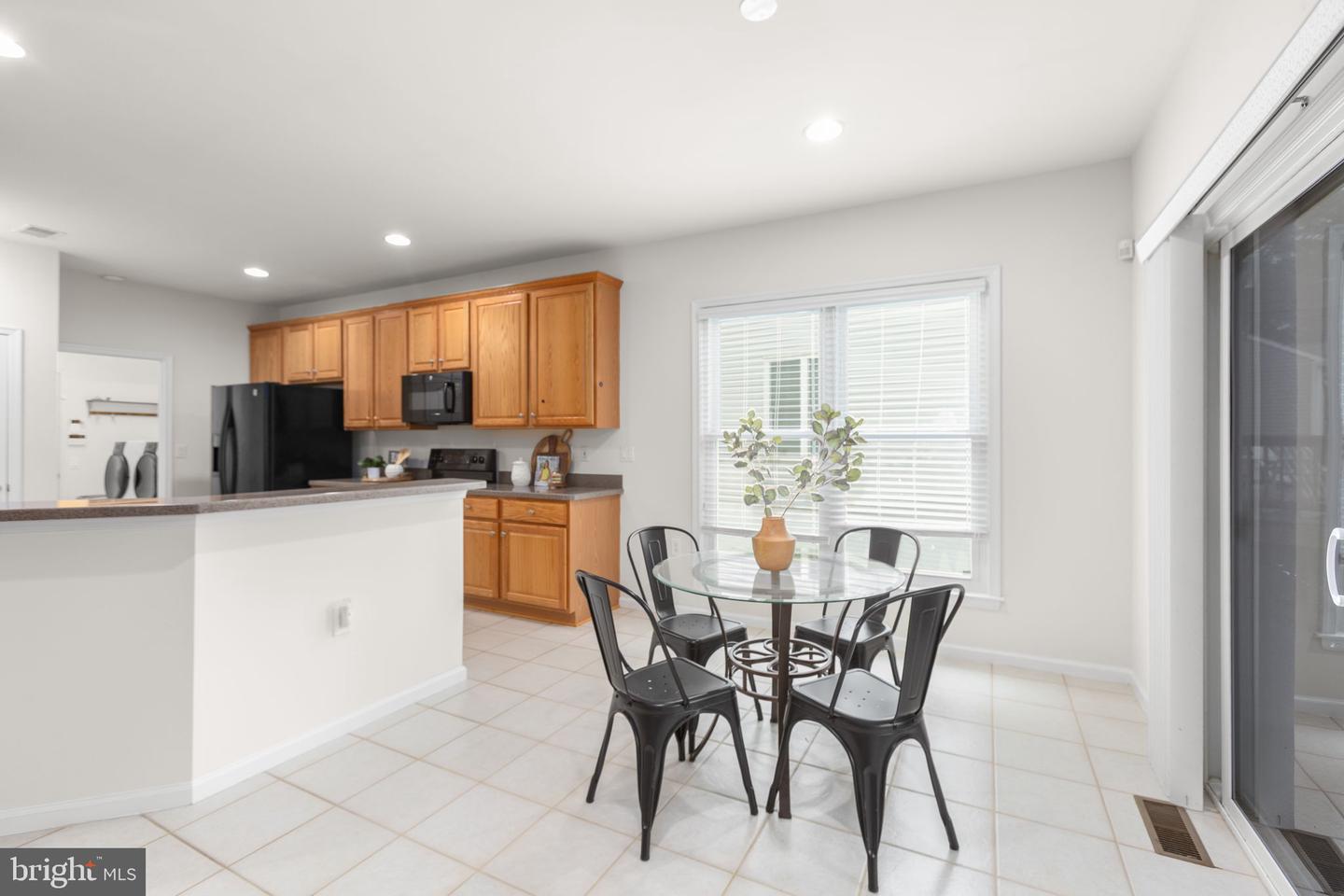 7 COVINGTON DR, FREDERICKSBURG, Virginia 22406, 3 Bedrooms Bedrooms, ,3 BathroomsBathrooms,Residential,For sale,7 COVINGTON DR,VAST2039978 MLS # VAST2039978