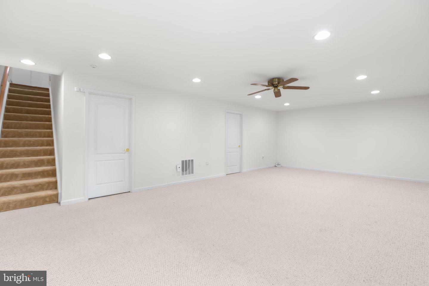 7 COVINGTON DR, FREDERICKSBURG, Virginia 22406, 3 Bedrooms Bedrooms, ,3 BathroomsBathrooms,Residential,For sale,7 COVINGTON DR,VAST2039978 MLS # VAST2039978