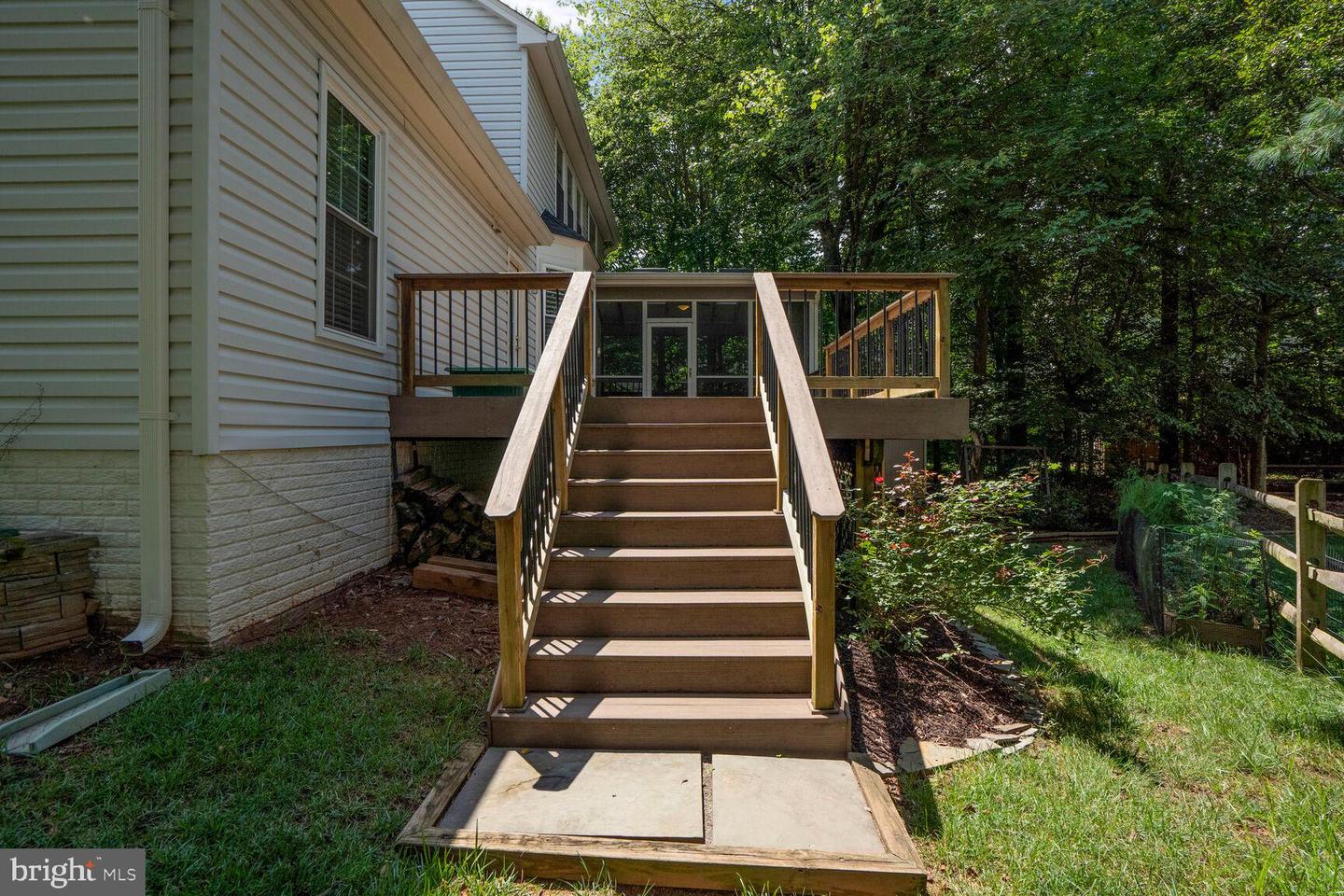 47643 RHYOLITE PL, STERLING, Virginia 20165, 5 Bedrooms Bedrooms, ,3 BathroomsBathrooms,Residential,For sale,47643 RHYOLITE PL,VALO2100598 MLS # VALO2100598
