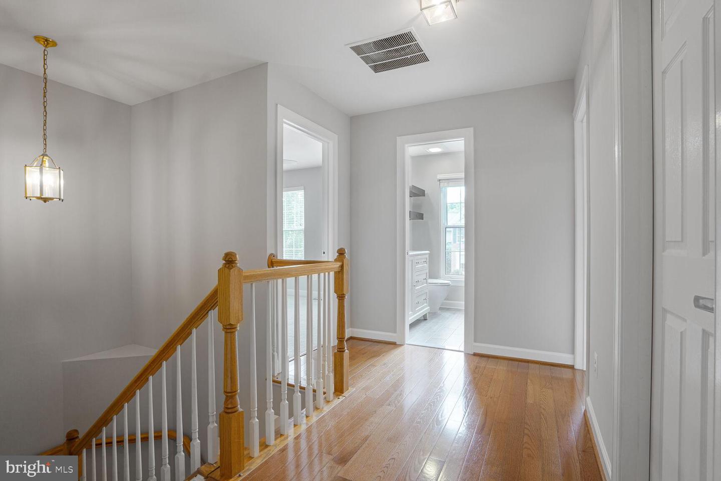47643 RHYOLITE PL, STERLING, Virginia 20165, 5 Bedrooms Bedrooms, ,3 BathroomsBathrooms,Residential,For sale,47643 RHYOLITE PL,VALO2100598 MLS # VALO2100598
