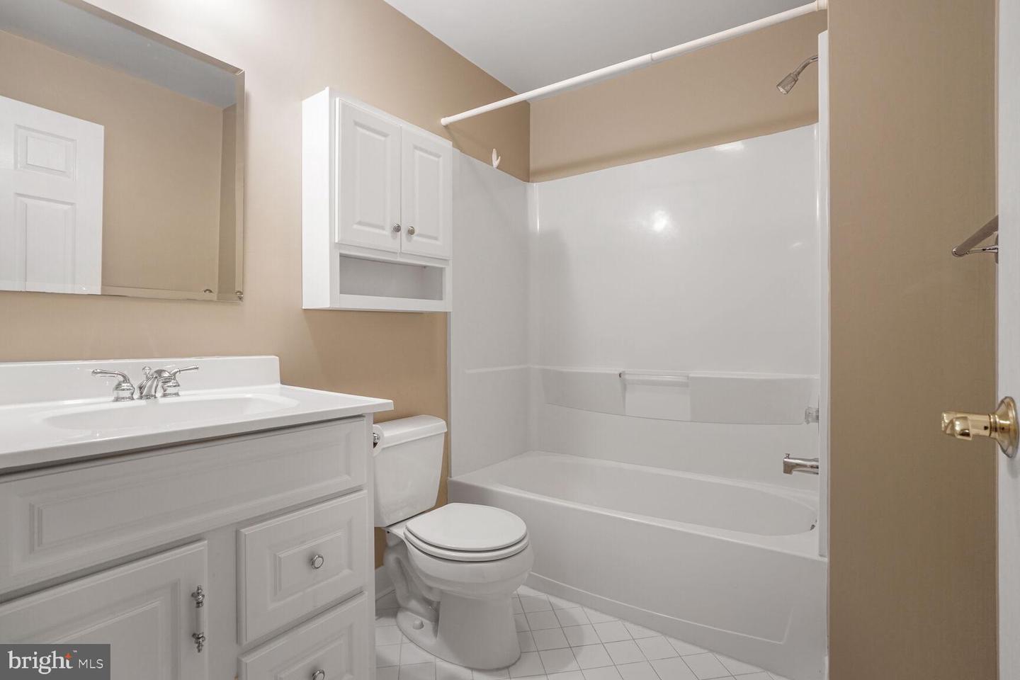 47643 RHYOLITE PL, STERLING, Virginia 20165, 5 Bedrooms Bedrooms, ,3 BathroomsBathrooms,Residential,For sale,47643 RHYOLITE PL,VALO2100598 MLS # VALO2100598