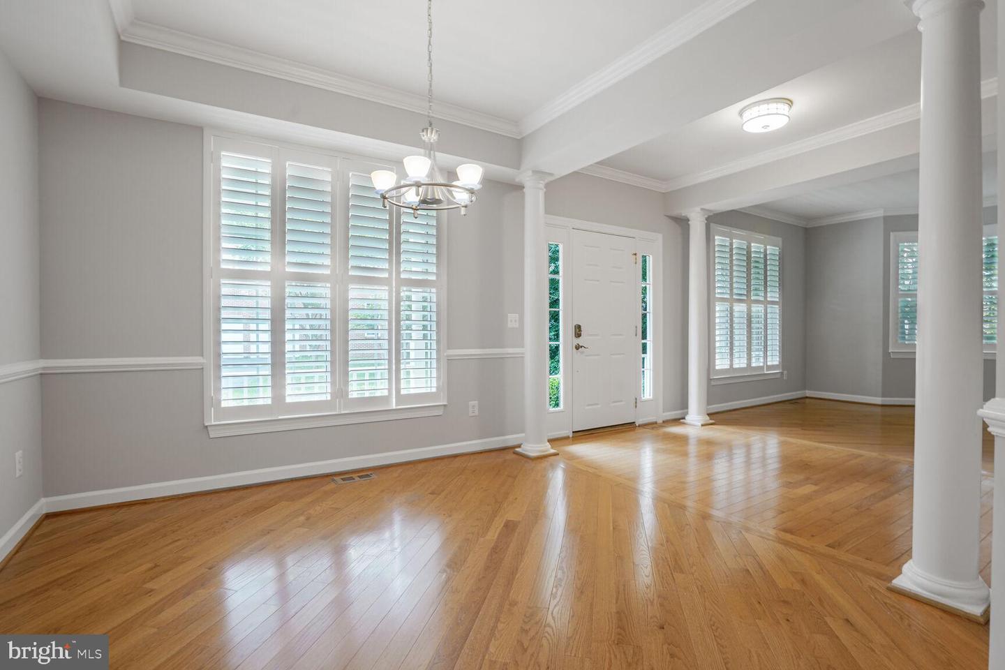 47643 RHYOLITE PL, STERLING, Virginia 20165, 5 Bedrooms Bedrooms, ,3 BathroomsBathrooms,Residential,For sale,47643 RHYOLITE PL,VALO2100598 MLS # VALO2100598