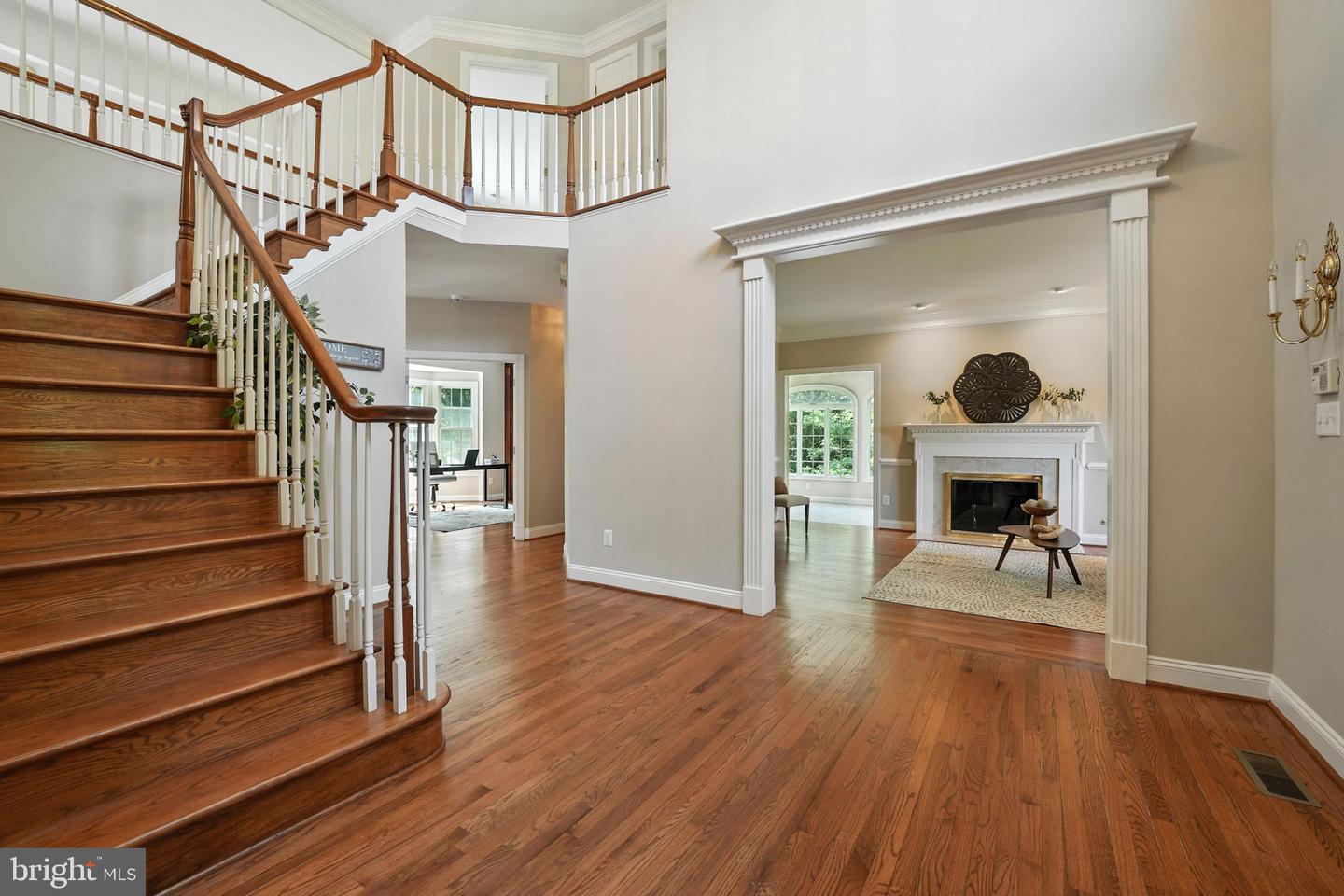 10505 DUNN MEADOW RD, VIENNA, Virginia 22182, 4 Bedrooms Bedrooms, ,3 BathroomsBathrooms,Residential,For sale,10505 DUNN MEADOW RD,VAFX2252574 MLS # VAFX2252574