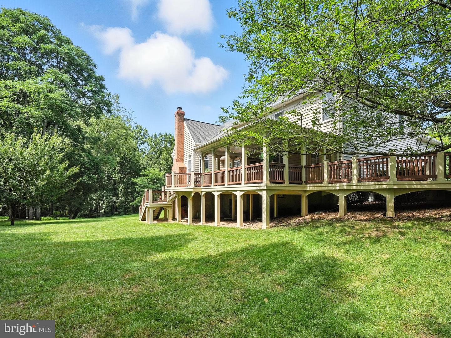 10505 DUNN MEADOW RD, VIENNA, Virginia 22182, 4 Bedrooms Bedrooms, ,3 BathroomsBathrooms,Residential,For sale,10505 DUNN MEADOW RD,VAFX2252574 MLS # VAFX2252574