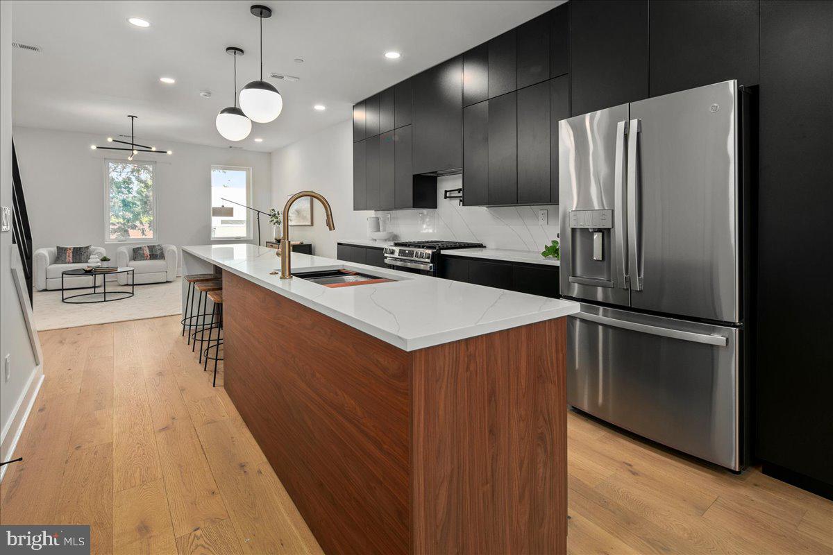 1008 4TH ST NE #2, WASHINGTON, District Of Columbia 20002, 3 Bedrooms Bedrooms, ,3 BathroomsBathrooms,Residential,For sale,1008 4TH ST NE #2,DCDC2208858 MLS # DCDC2208858