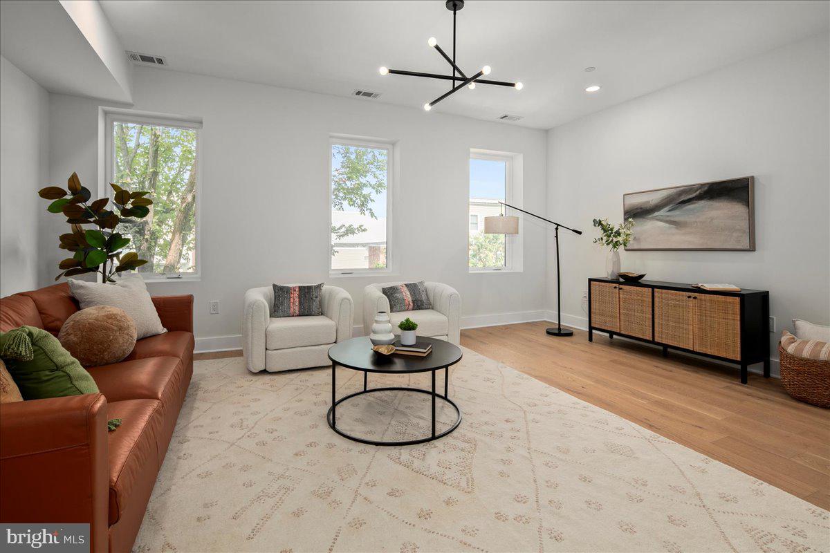 1008 4TH ST NE #2, WASHINGTON, District Of Columbia 20002, 3 Bedrooms Bedrooms, ,3 BathroomsBathrooms,Residential,For sale,1008 4TH ST NE #2,DCDC2208858 MLS # DCDC2208858