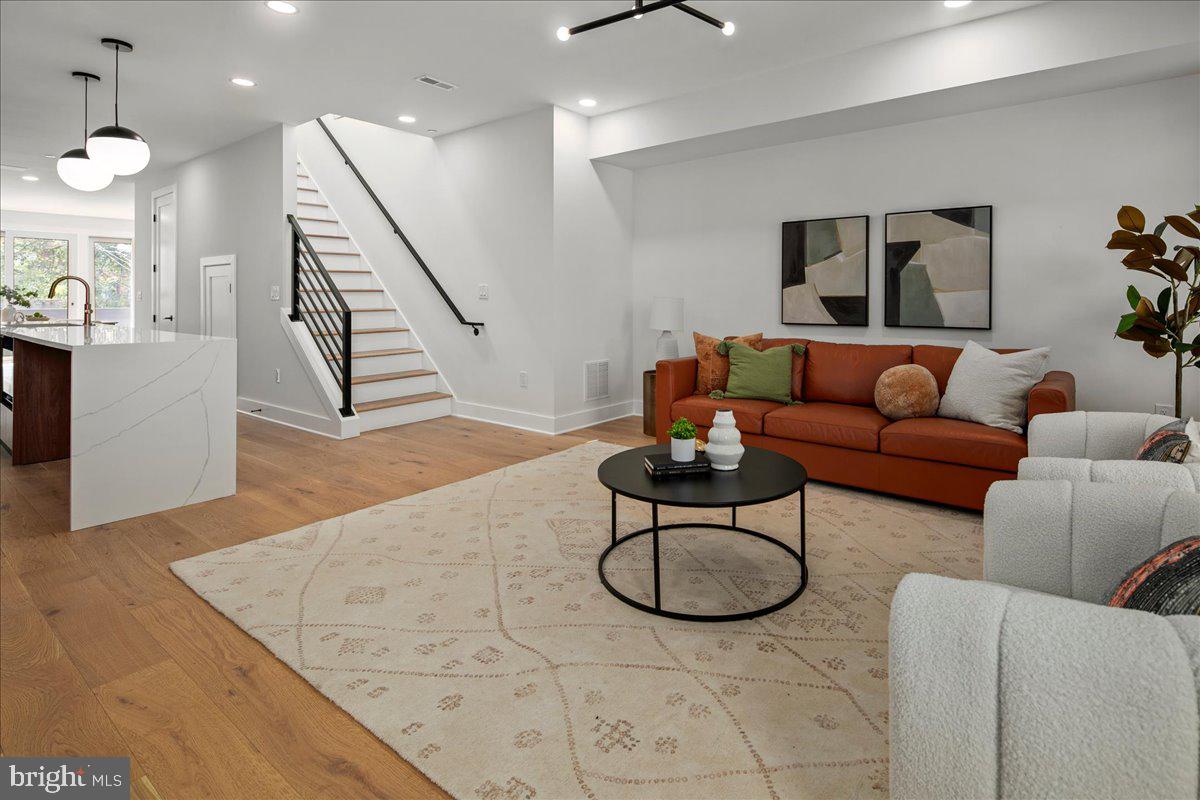 1008 4TH ST NE #2, WASHINGTON, District Of Columbia 20002, 3 Bedrooms Bedrooms, ,3 BathroomsBathrooms,Residential,For sale,1008 4TH ST NE #2,DCDC2208858 MLS # DCDC2208858