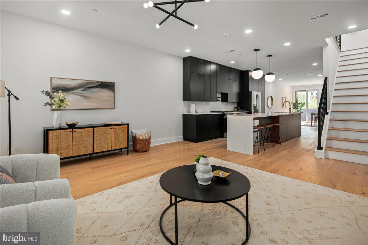 1008 4TH ST NE #2, WASHINGTON, District Of Columbia 20002, 3 Bedrooms Bedrooms, ,3 BathroomsBathrooms,Residential,For sale,1008 4TH ST NE #2,DCDC2208858 MLS # DCDC2208858
