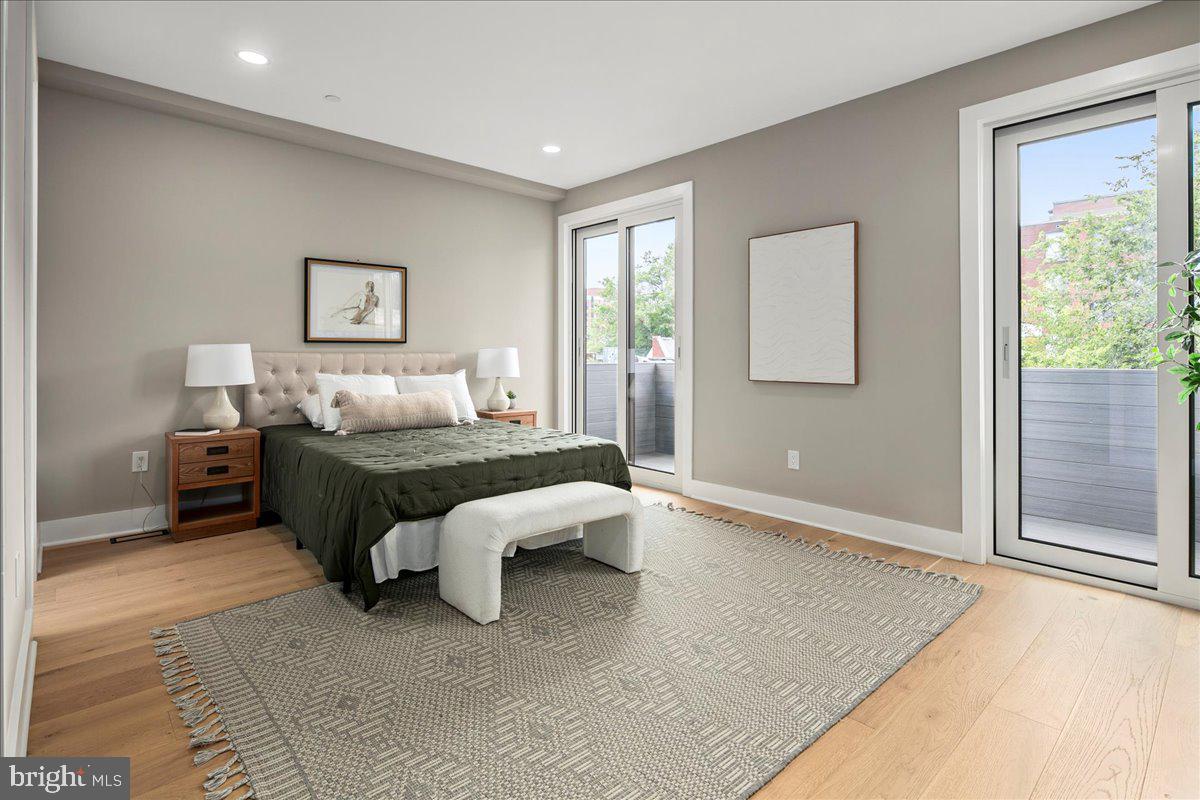 1008 4TH ST NE #2, WASHINGTON, District Of Columbia 20002, 3 Bedrooms Bedrooms, ,3 BathroomsBathrooms,Residential,For sale,1008 4TH ST NE #2,DCDC2208858 MLS # DCDC2208858