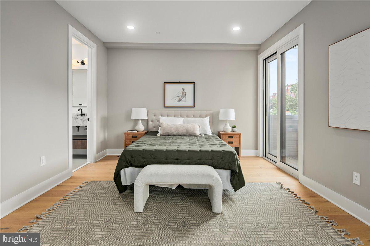 1008 4TH ST NE #2, WASHINGTON, District Of Columbia 20002, 3 Bedrooms Bedrooms, ,3 BathroomsBathrooms,Residential,For sale,1008 4TH ST NE #2,DCDC2208858 MLS # DCDC2208858