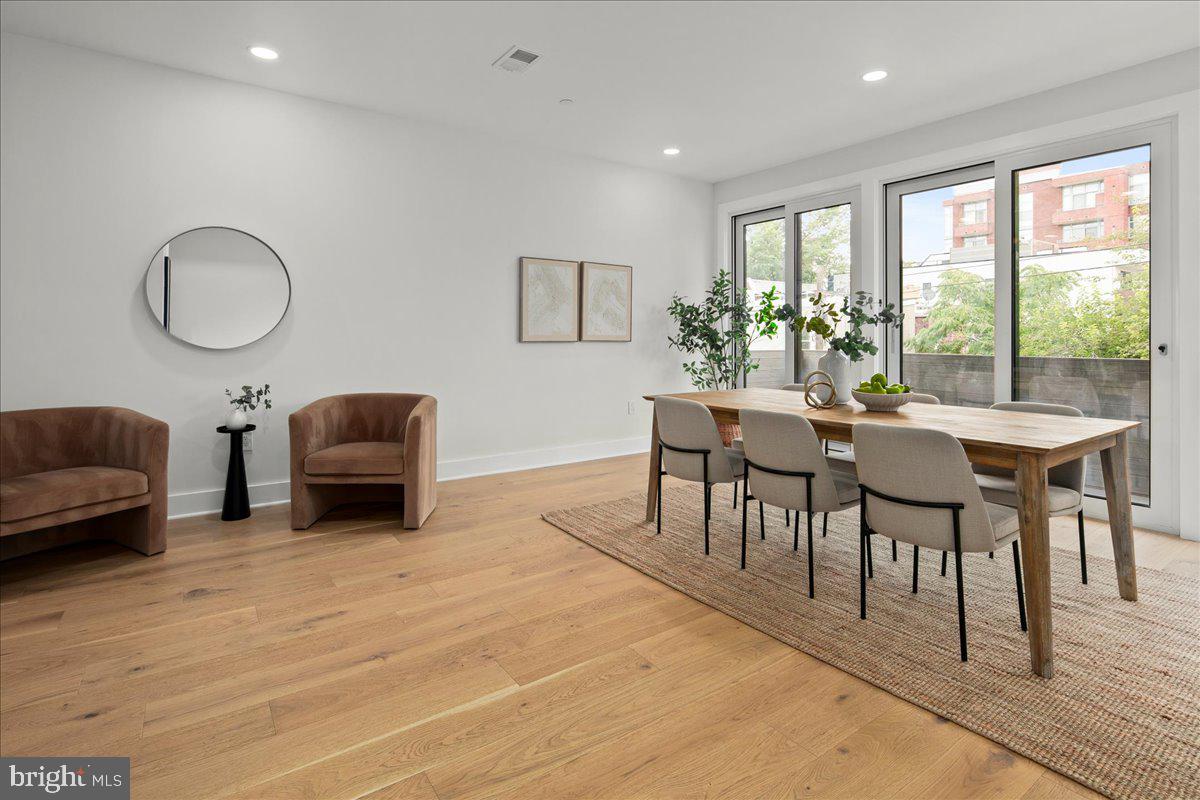 1008 4TH ST NE #2, WASHINGTON, District Of Columbia 20002, 3 Bedrooms Bedrooms, ,3 BathroomsBathrooms,Residential,For sale,1008 4TH ST NE #2,DCDC2208858 MLS # DCDC2208858