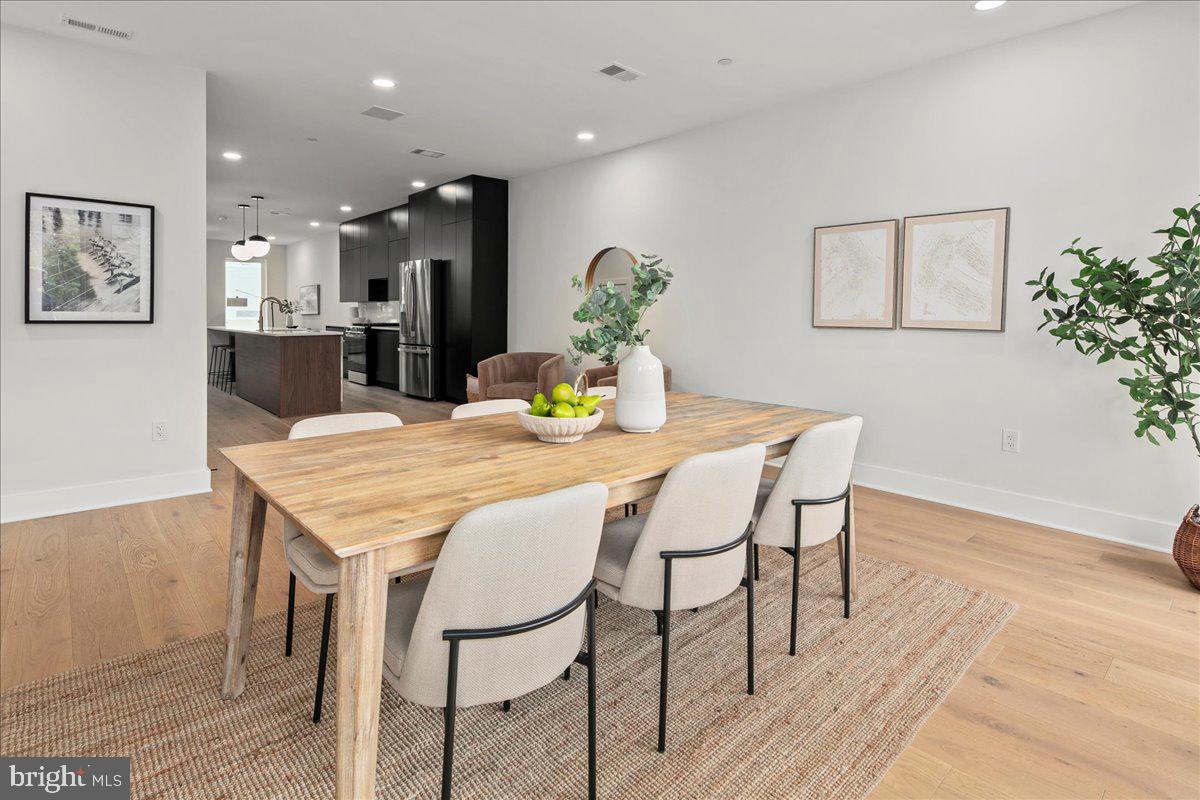 1008 4TH ST NE #2, WASHINGTON, District Of Columbia 20002, 3 Bedrooms Bedrooms, ,3 BathroomsBathrooms,Residential,For sale,1008 4TH ST NE #2,DCDC2208858 MLS # DCDC2208858