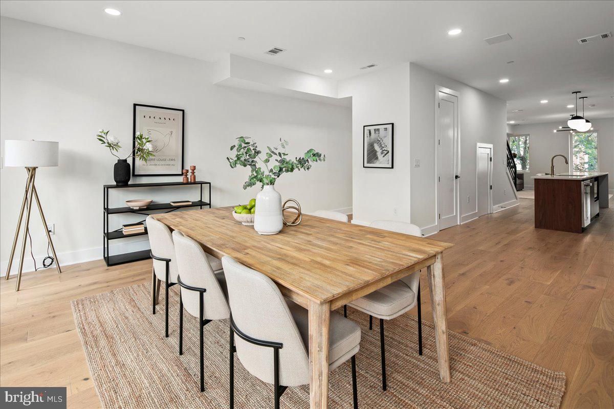 1008 4TH ST NE #2, WASHINGTON, District Of Columbia 20002, 3 Bedrooms Bedrooms, ,3 BathroomsBathrooms,Residential,For sale,1008 4TH ST NE #2,DCDC2208858 MLS # DCDC2208858