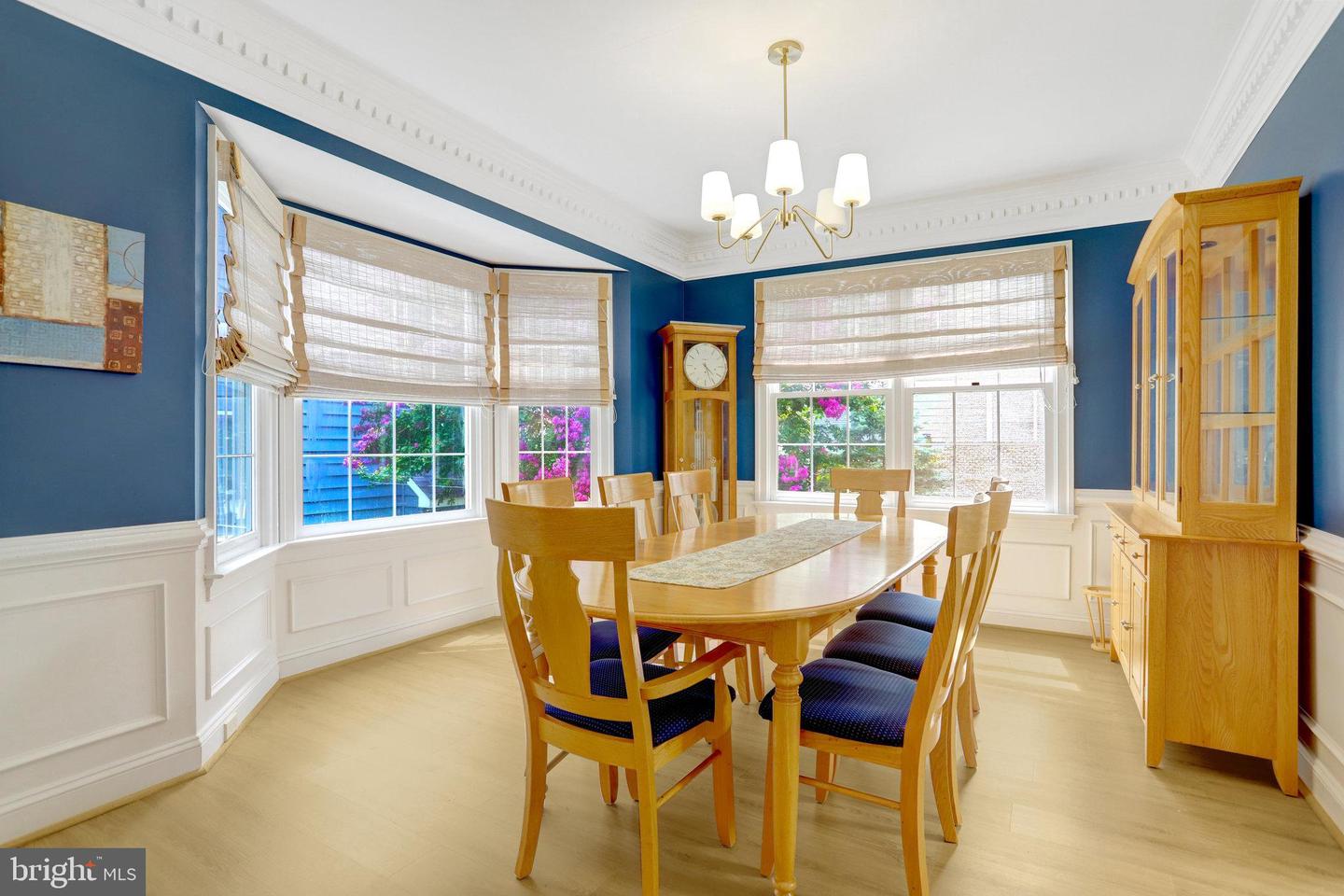 316 S TAYLOR ST S, ARLINGTON, Virginia 22204, 4 Bedrooms Bedrooms, ,3 BathroomsBathrooms,Residential,For sale,316 S TAYLOR ST S,VAAR2060220 MLS # VAAR2060220