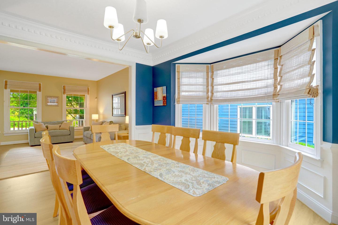 316 S TAYLOR ST S, ARLINGTON, Virginia 22204, 4 Bedrooms Bedrooms, ,3 BathroomsBathrooms,Residential,For sale,316 S TAYLOR ST S,VAAR2060220 MLS # VAAR2060220