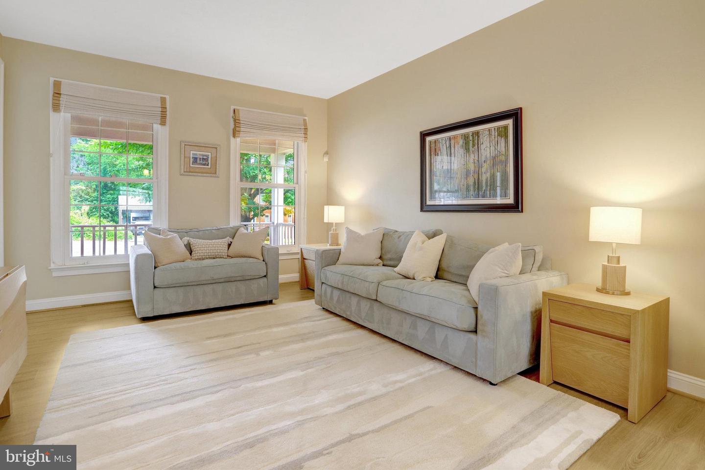 316 S TAYLOR ST S, ARLINGTON, Virginia 22204, 4 Bedrooms Bedrooms, ,3 BathroomsBathrooms,Residential,For sale,316 S TAYLOR ST S,VAAR2060220 MLS # VAAR2060220