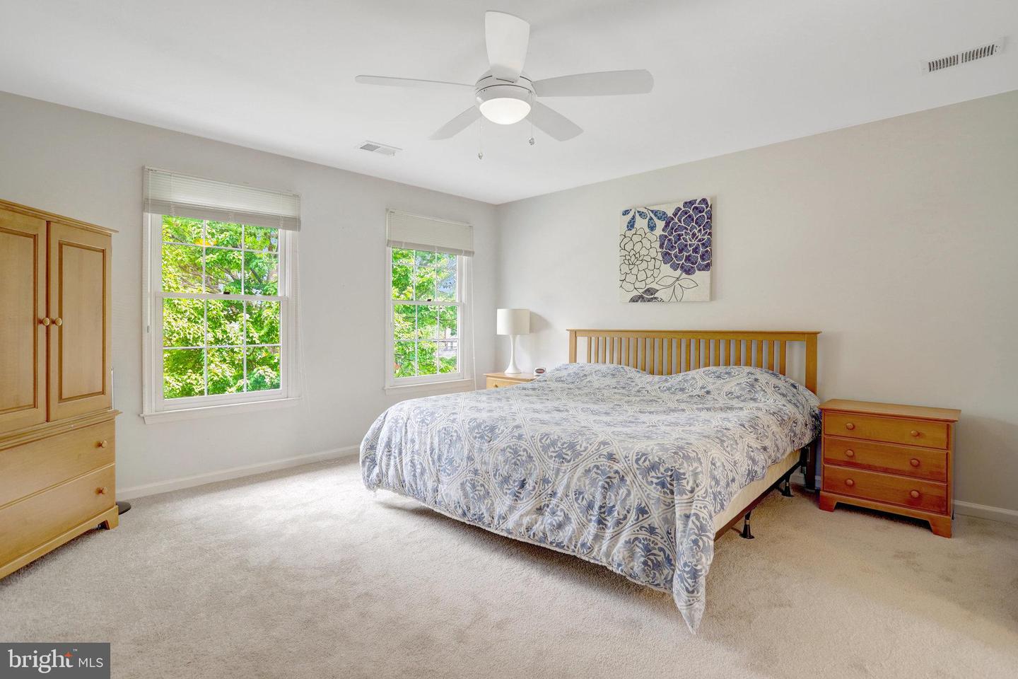 316 S TAYLOR ST S, ARLINGTON, Virginia 22204, 4 Bedrooms Bedrooms, ,3 BathroomsBathrooms,Residential,For sale,316 S TAYLOR ST S,VAAR2060220 MLS # VAAR2060220