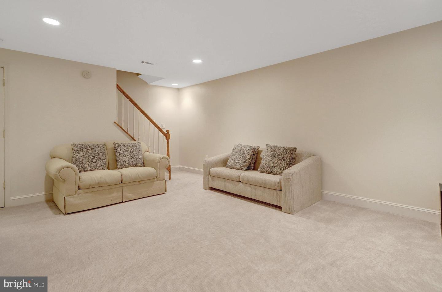 316 S TAYLOR ST S, ARLINGTON, Virginia 22204, 4 Bedrooms Bedrooms, ,3 BathroomsBathrooms,Residential,For sale,316 S TAYLOR ST S,VAAR2060220 MLS # VAAR2060220