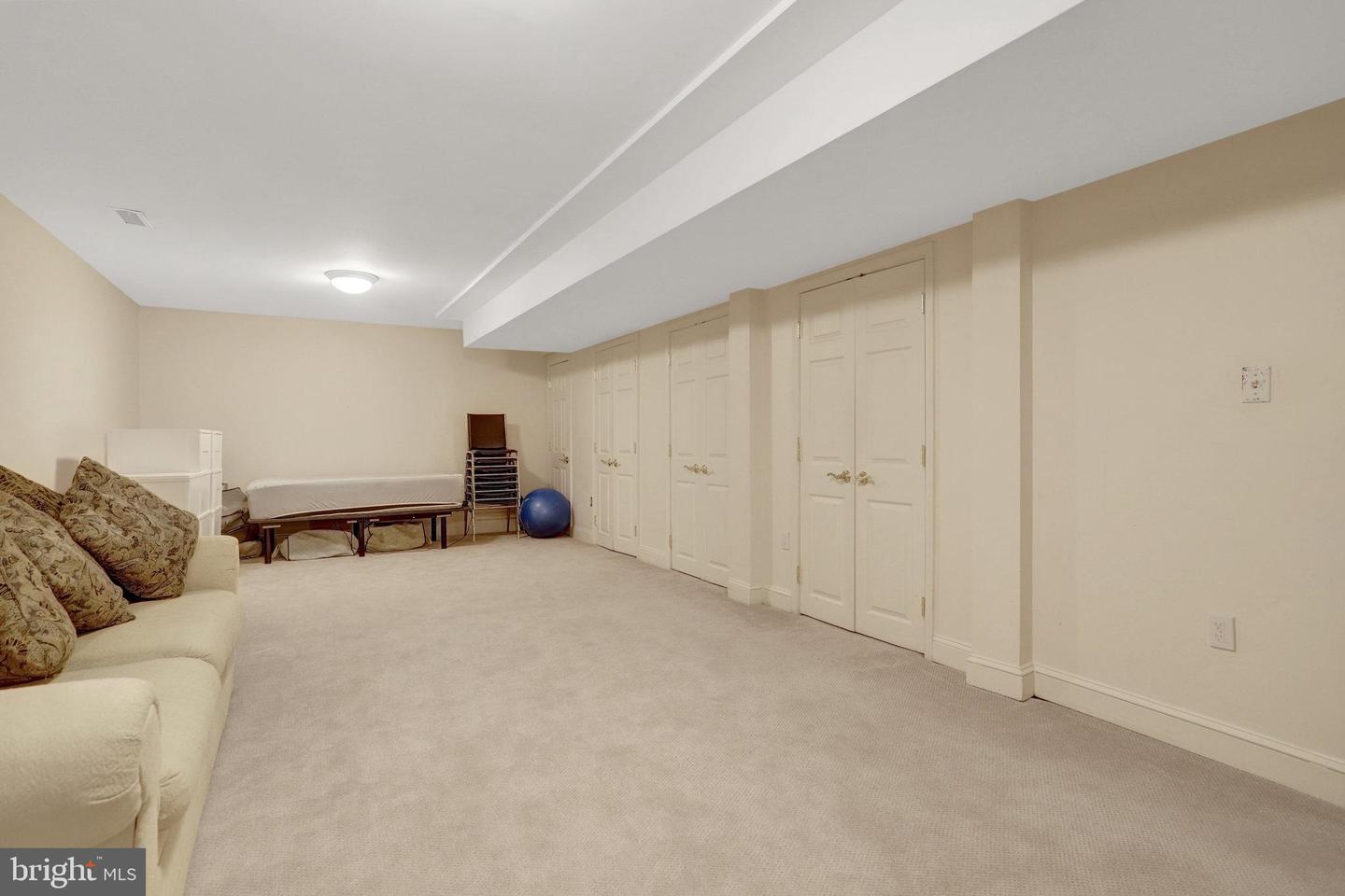 316 S TAYLOR ST S, ARLINGTON, Virginia 22204, 4 Bedrooms Bedrooms, ,3 BathroomsBathrooms,Residential,For sale,316 S TAYLOR ST S,VAAR2060220 MLS # VAAR2060220