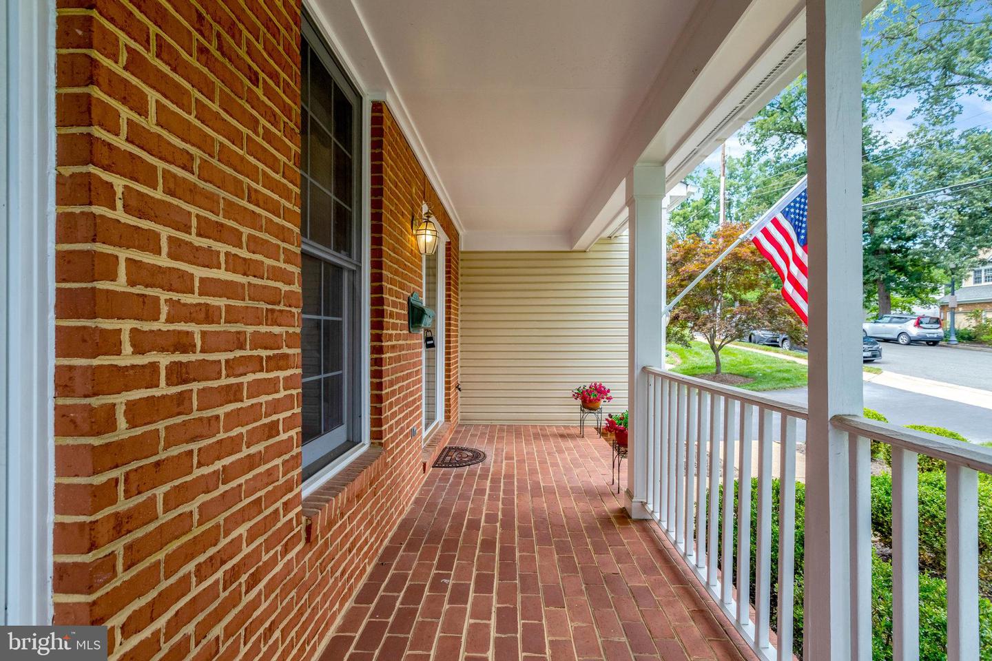 316 S TAYLOR ST S, ARLINGTON, Virginia 22204, 4 Bedrooms Bedrooms, ,3 BathroomsBathrooms,Residential,For sale,316 S TAYLOR ST S,VAAR2060220 MLS # VAAR2060220