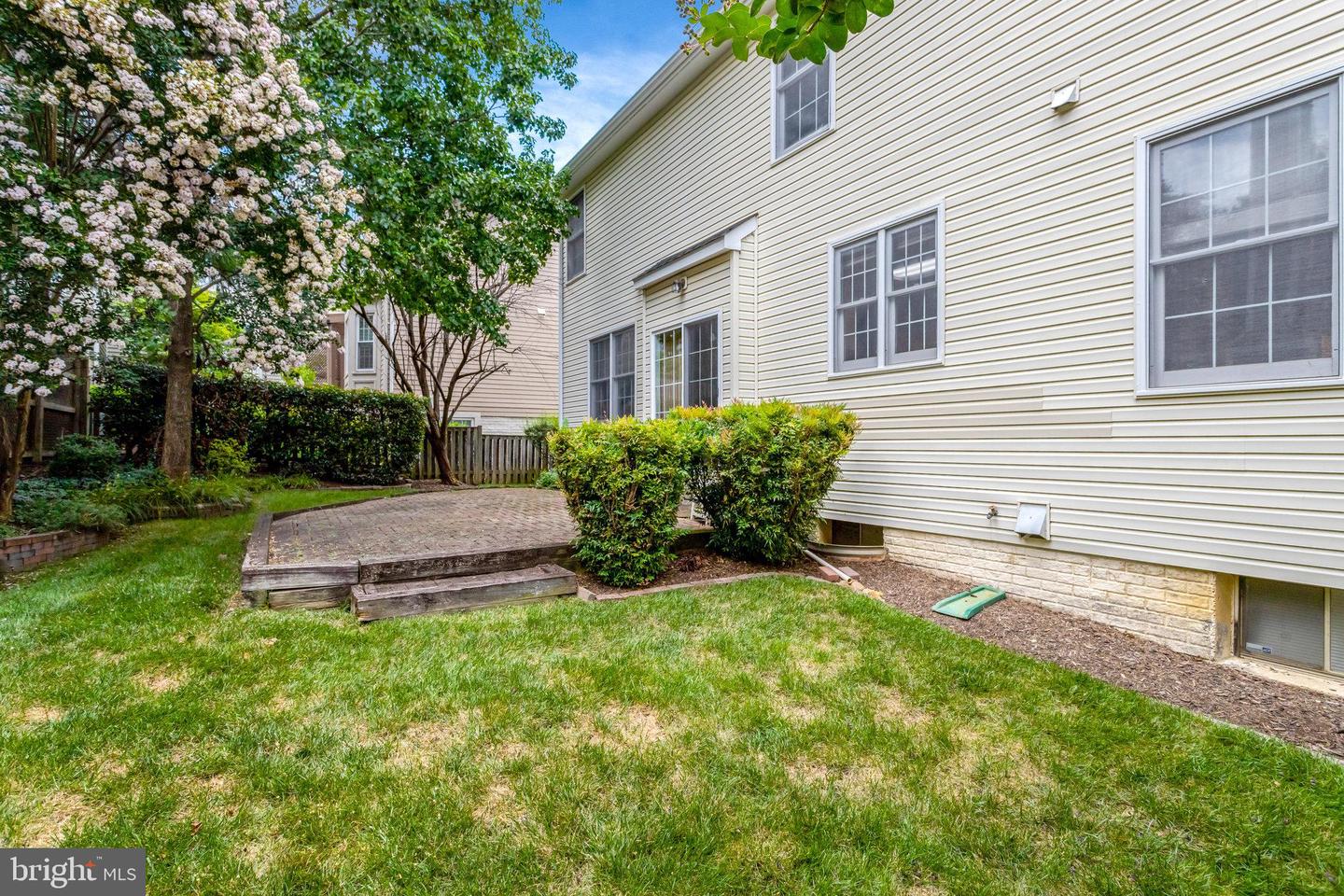 316 S TAYLOR ST S, ARLINGTON, Virginia 22204, 4 Bedrooms Bedrooms, ,3 BathroomsBathrooms,Residential,For sale,316 S TAYLOR ST S,VAAR2060220 MLS # VAAR2060220