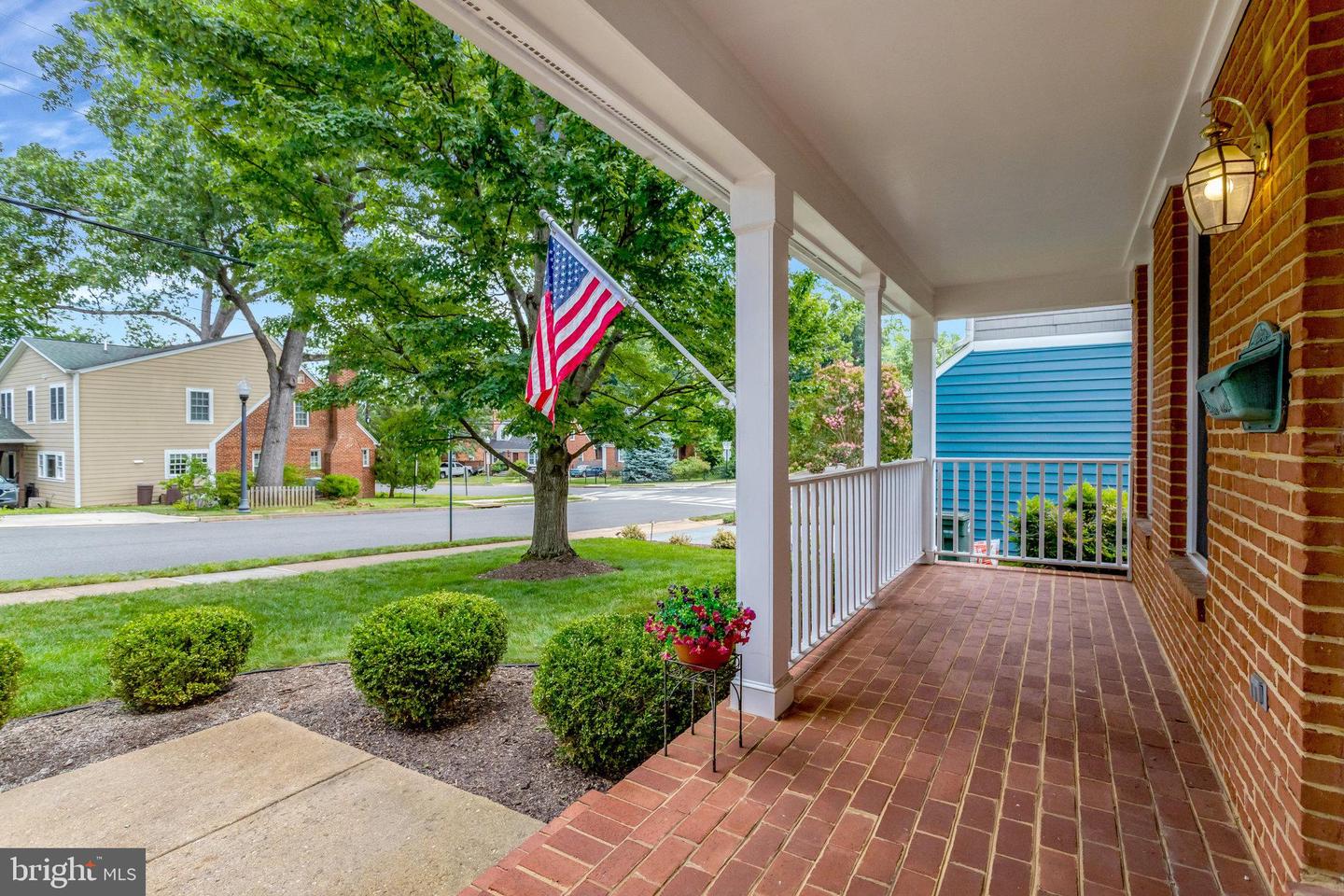 316 S TAYLOR ST S, ARLINGTON, Virginia 22204, 4 Bedrooms Bedrooms, ,3 BathroomsBathrooms,Residential,For sale,316 S TAYLOR ST S,VAAR2060220 MLS # VAAR2060220
