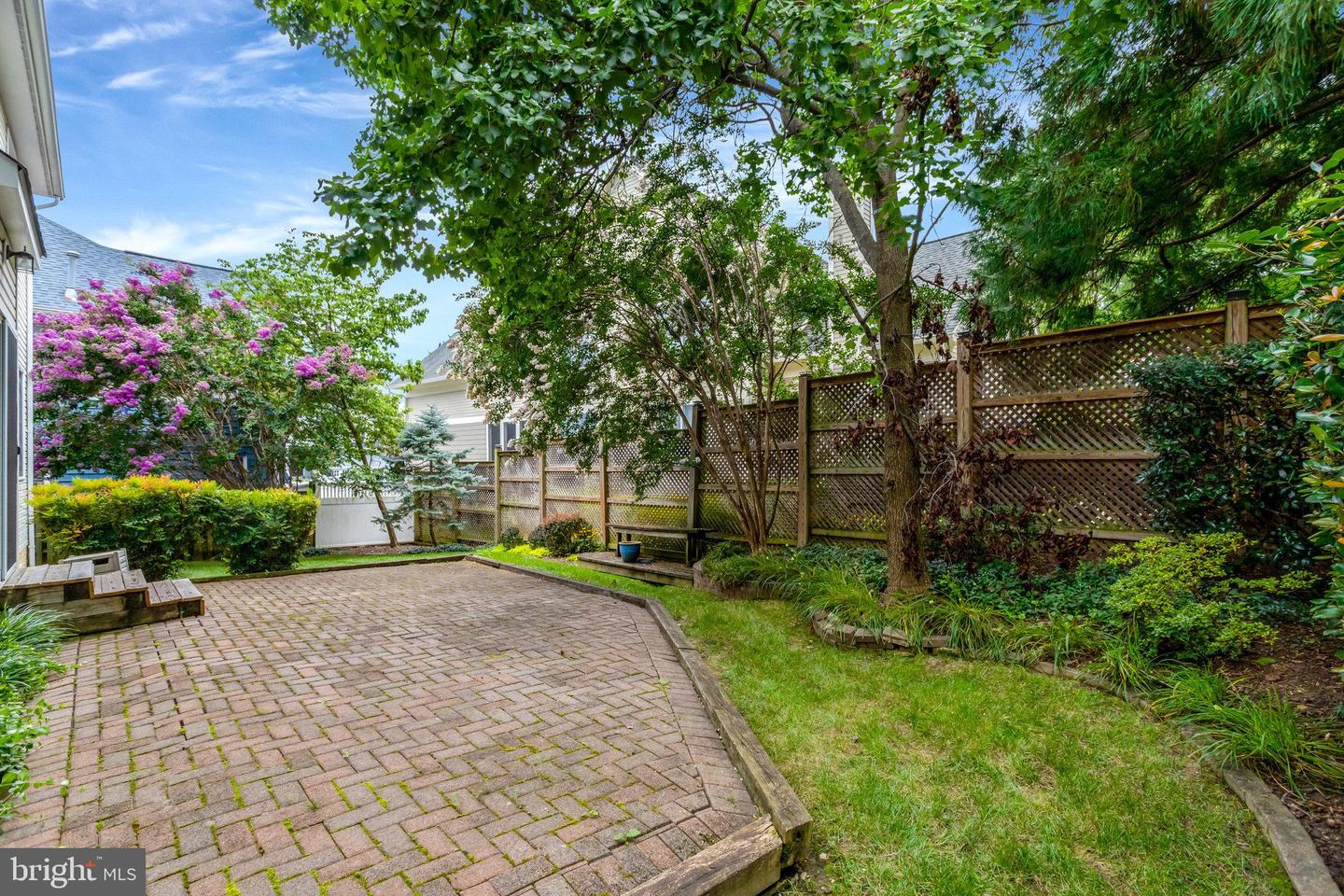 316 S TAYLOR ST S, ARLINGTON, Virginia 22204, 4 Bedrooms Bedrooms, ,3 BathroomsBathrooms,Residential,For sale,316 S TAYLOR ST S,VAAR2060220 MLS # VAAR2060220