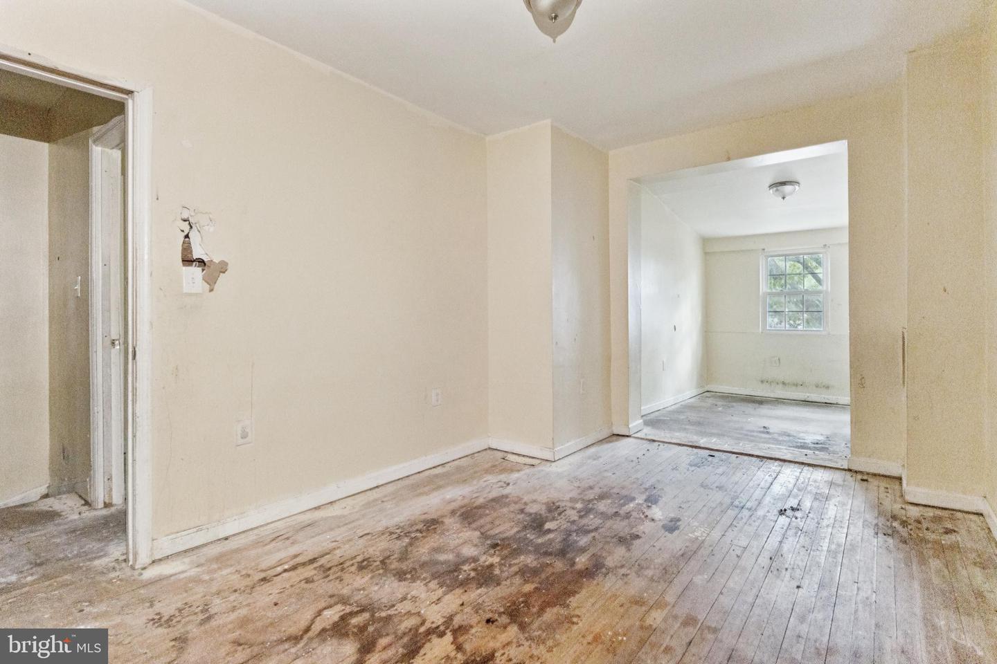 133 LONGFELLOW ST NW, WASHINGTON, District Of Columbia 20011, 3 Bedrooms Bedrooms, ,2 BathroomsBathrooms,Residential,For sale,133 LONGFELLOW ST NW,DCDC2209100 MLS # DCDC2209100