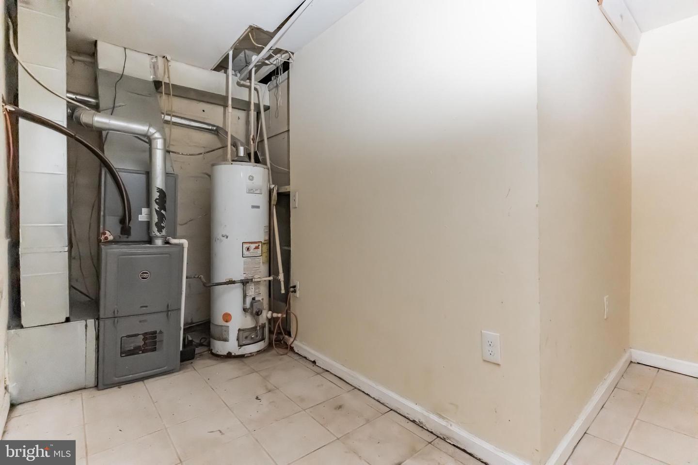 133 LONGFELLOW ST NW, WASHINGTON, District Of Columbia 20011, 3 Bedrooms Bedrooms, ,2 BathroomsBathrooms,Residential,For sale,133 LONGFELLOW ST NW,DCDC2209100 MLS # DCDC2209100