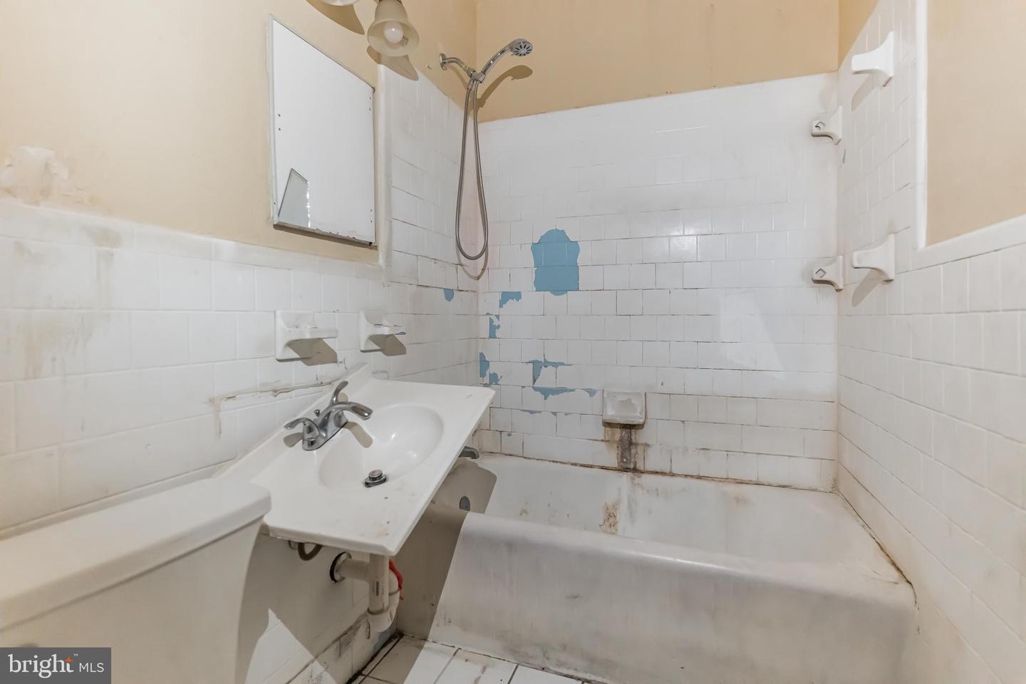 133 LONGFELLOW ST NW, WASHINGTON, District Of Columbia 20011, 3 Bedrooms Bedrooms, ,2 BathroomsBathrooms,Residential,For sale,133 LONGFELLOW ST NW,DCDC2209100 MLS # DCDC2209100