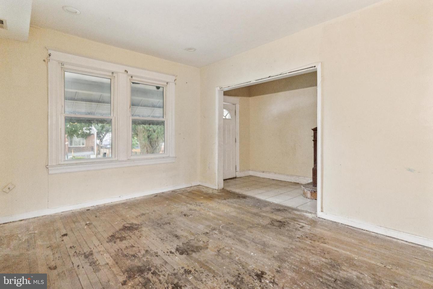 133 LONGFELLOW ST NW, WASHINGTON, District Of Columbia 20011, 3 Bedrooms Bedrooms, ,2 BathroomsBathrooms,Residential,For sale,133 LONGFELLOW ST NW,DCDC2209100 MLS # DCDC2209100